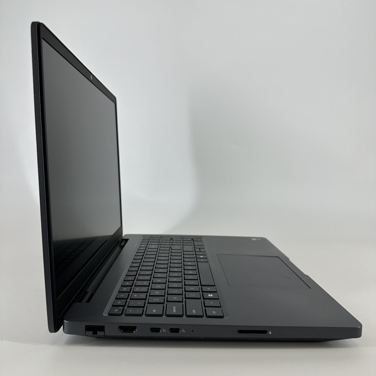 Dell Pro Max 16 Plus MB16250 Magnetite 2.7 GHz Intel Core Ultra 7