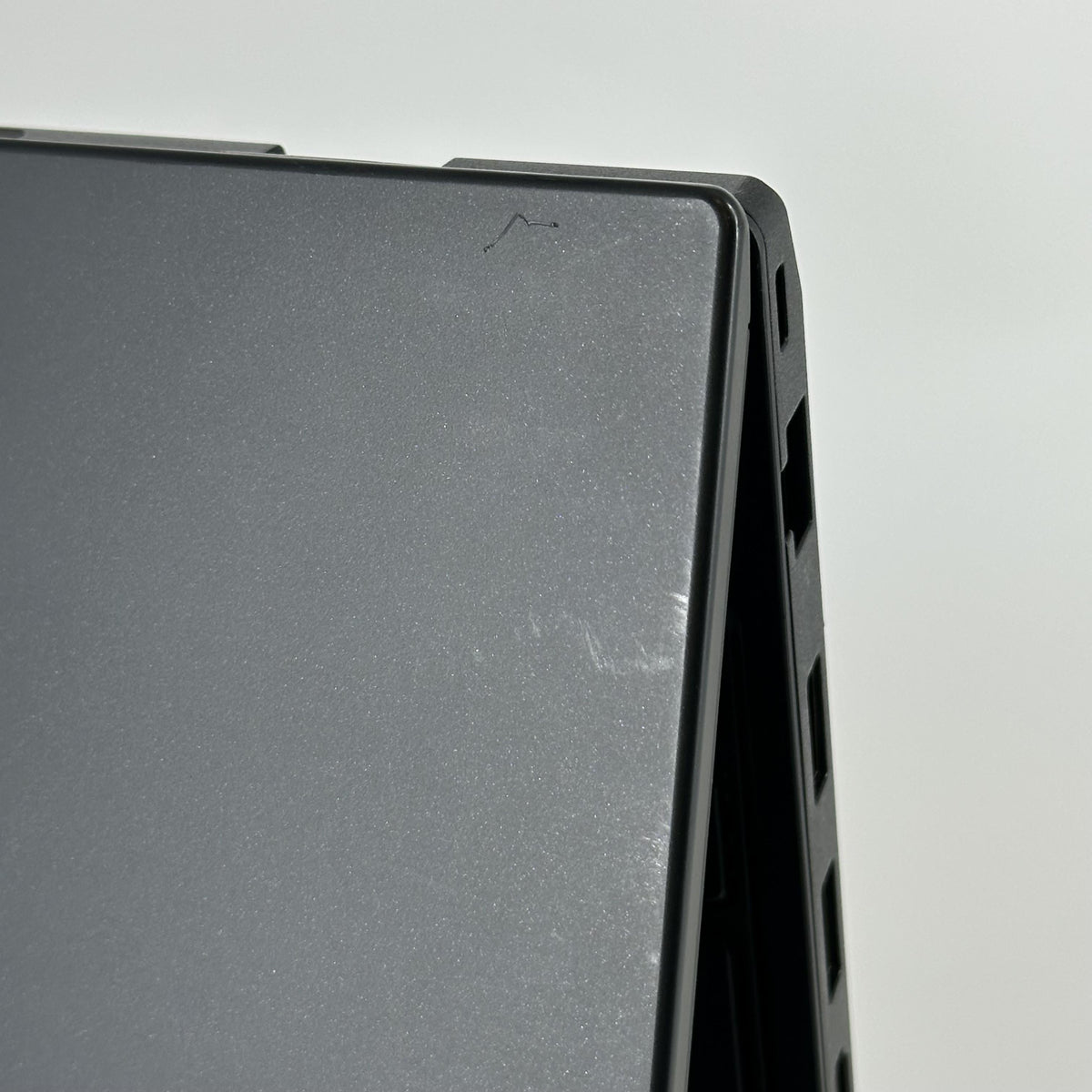 Lenovo ThinkPad P15v Gen 3 Black 3.2 GHz AMD Ryzen 7 Pro 6850H 32GB