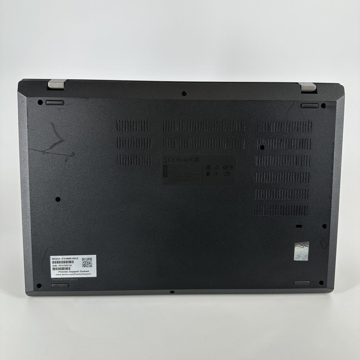 Lenovo ThinkPad P15v Gen 3 Black 3.2 GHz AMD Ryzen 7 Pro 6850H 32GB