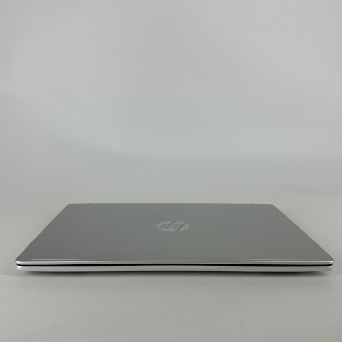 HP OmniBook 5 14 Glacier Silver 3.2 GHz Qualcomm Snapdragon X Plus