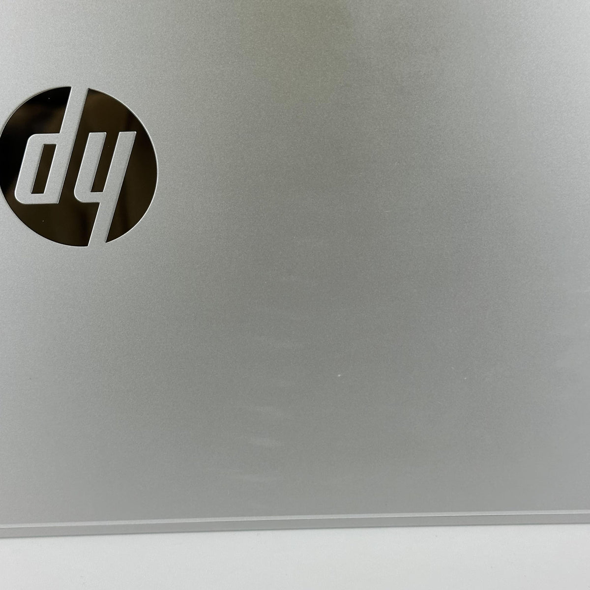 HP OmniBook 5 14 Glacier Silver 3.2 GHz Qualcomm Snapdragon X Plus