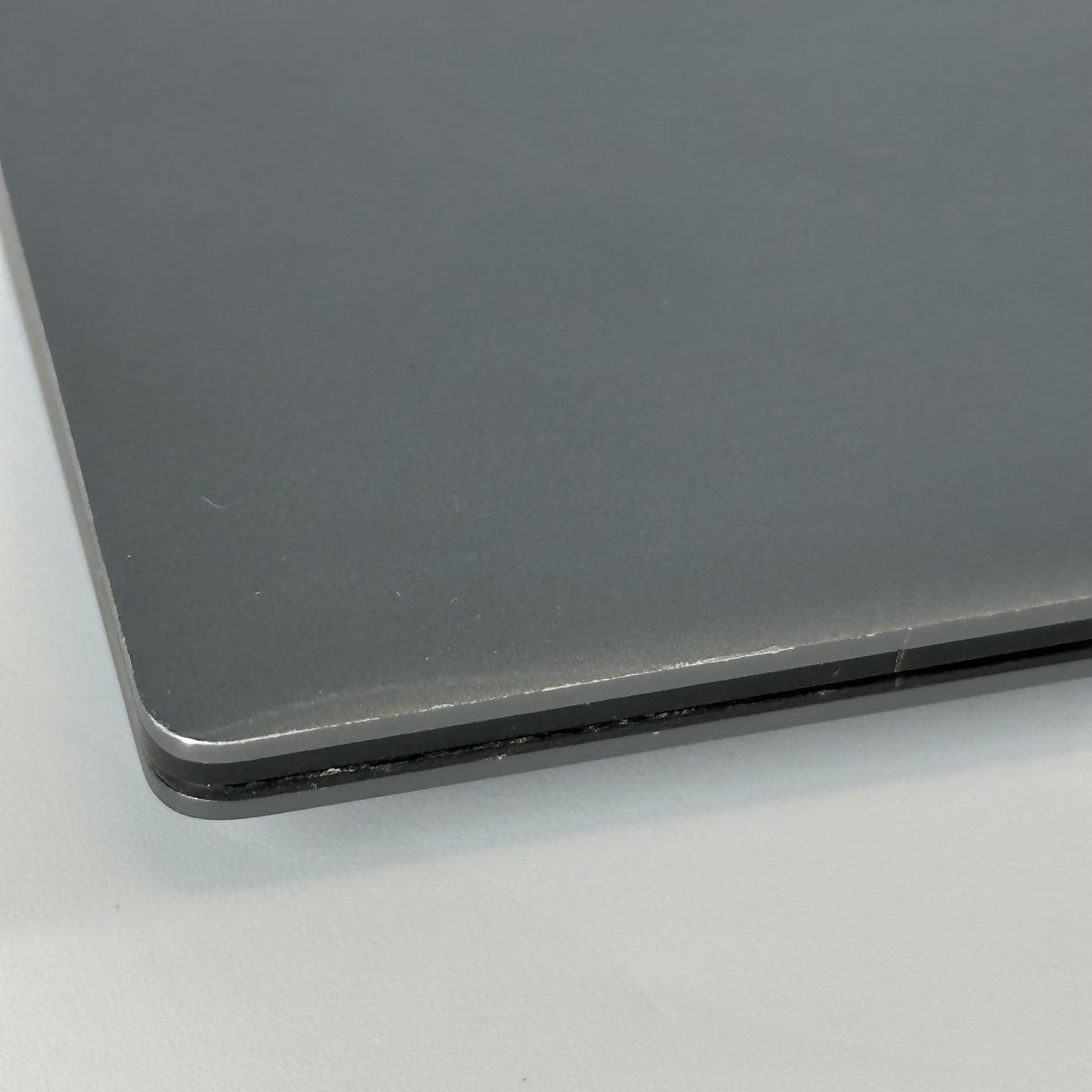 Dell Precision 5680 16 Gray 2.5 GHz Intel Core i7 13th Gen. 32GB RAM