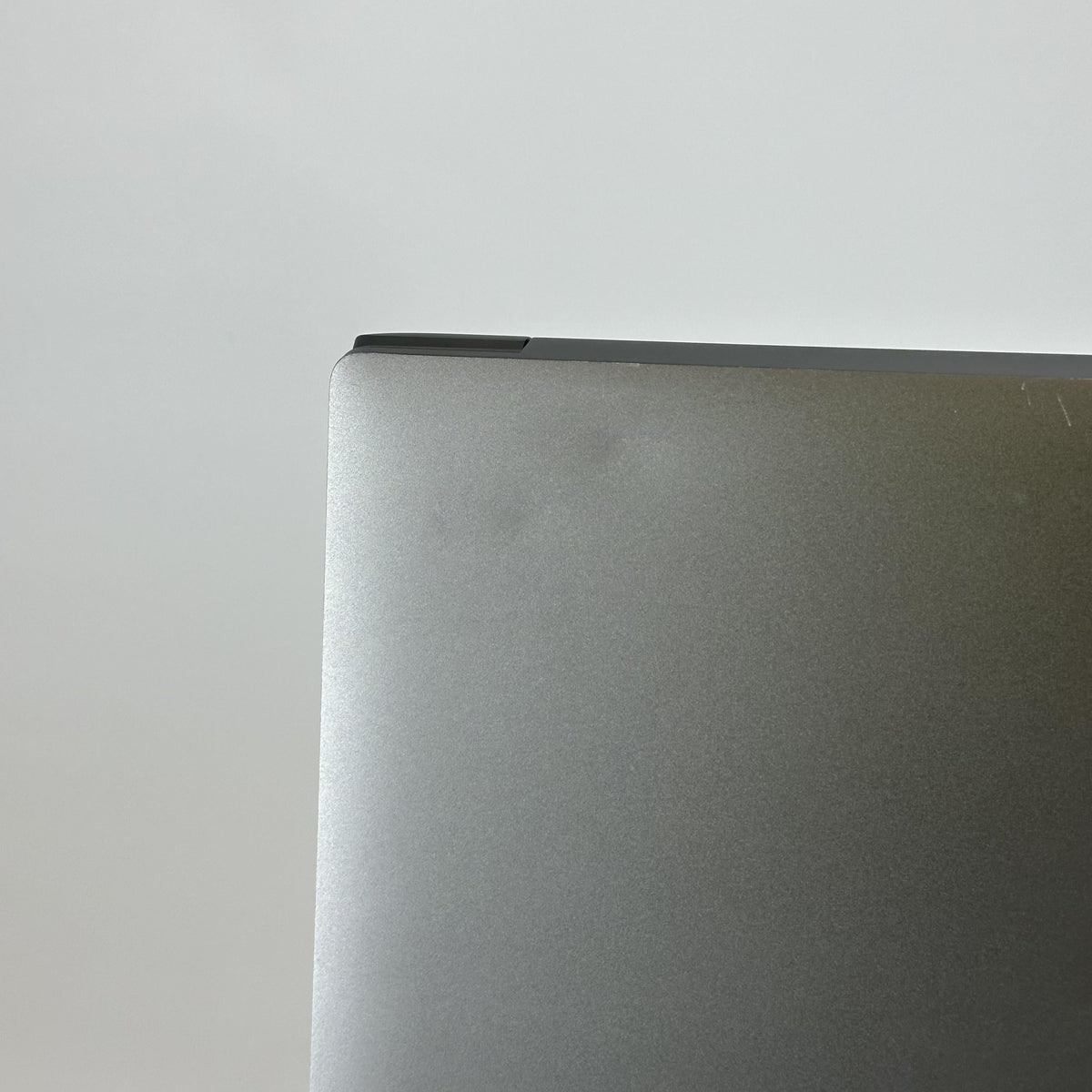 Dell Precision 5680 16 Gray 2.5 GHz Intel Core i7 13th Gen. 32GB RAM