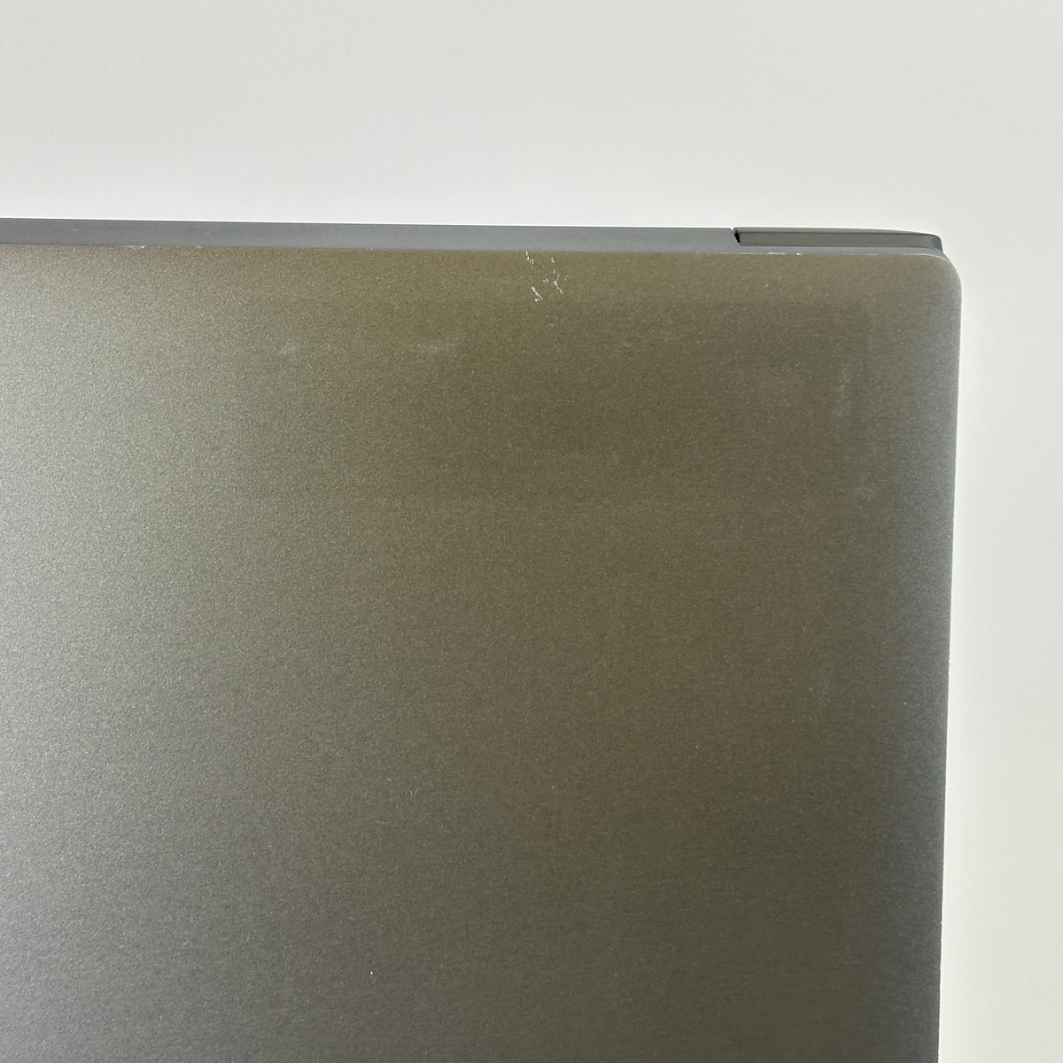 Dell Precision 5680 16 Gray 2.5 GHz Intel Core i7 13th Gen. 32GB RAM