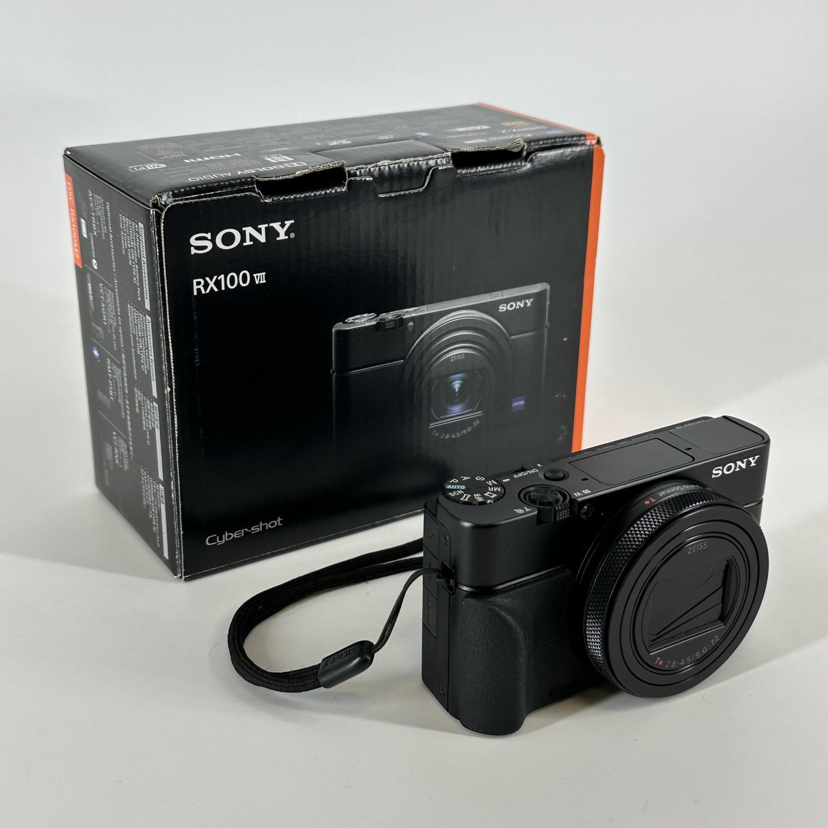 Sony Cyber-shot Rx100 Vii 20.1mp Black