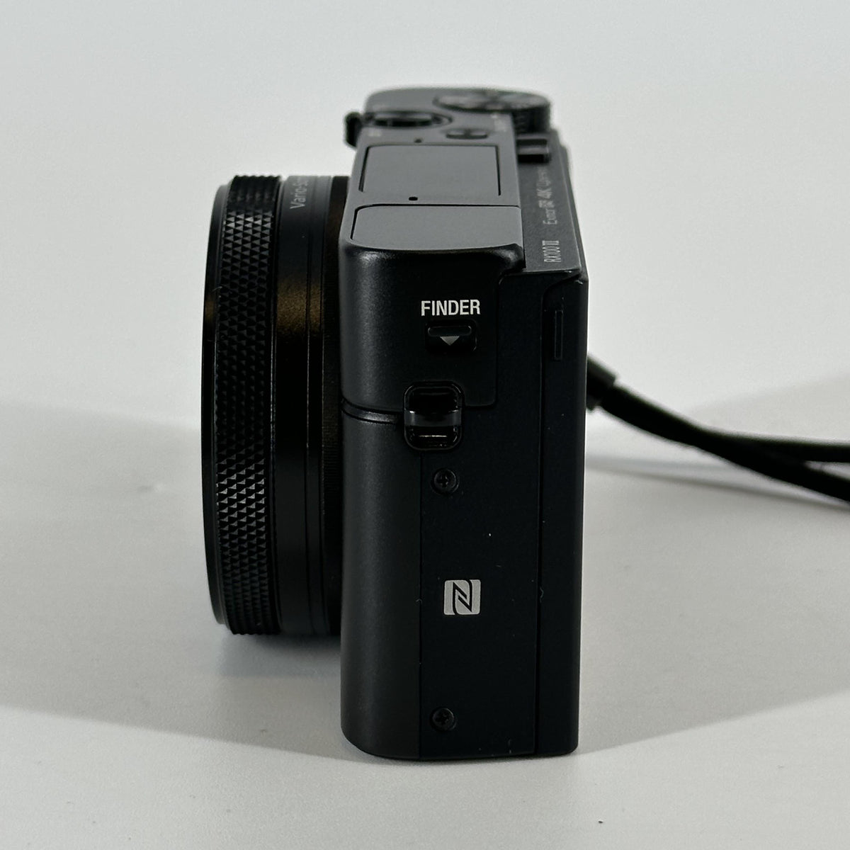 Sony Cyber-shot Rx100 Vii 20.1mp Black