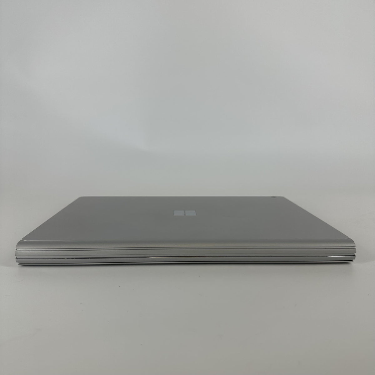Microsoft Surface Book 3 13.5 Silver 1.3 GHz Intel Core i7 10th Gen.