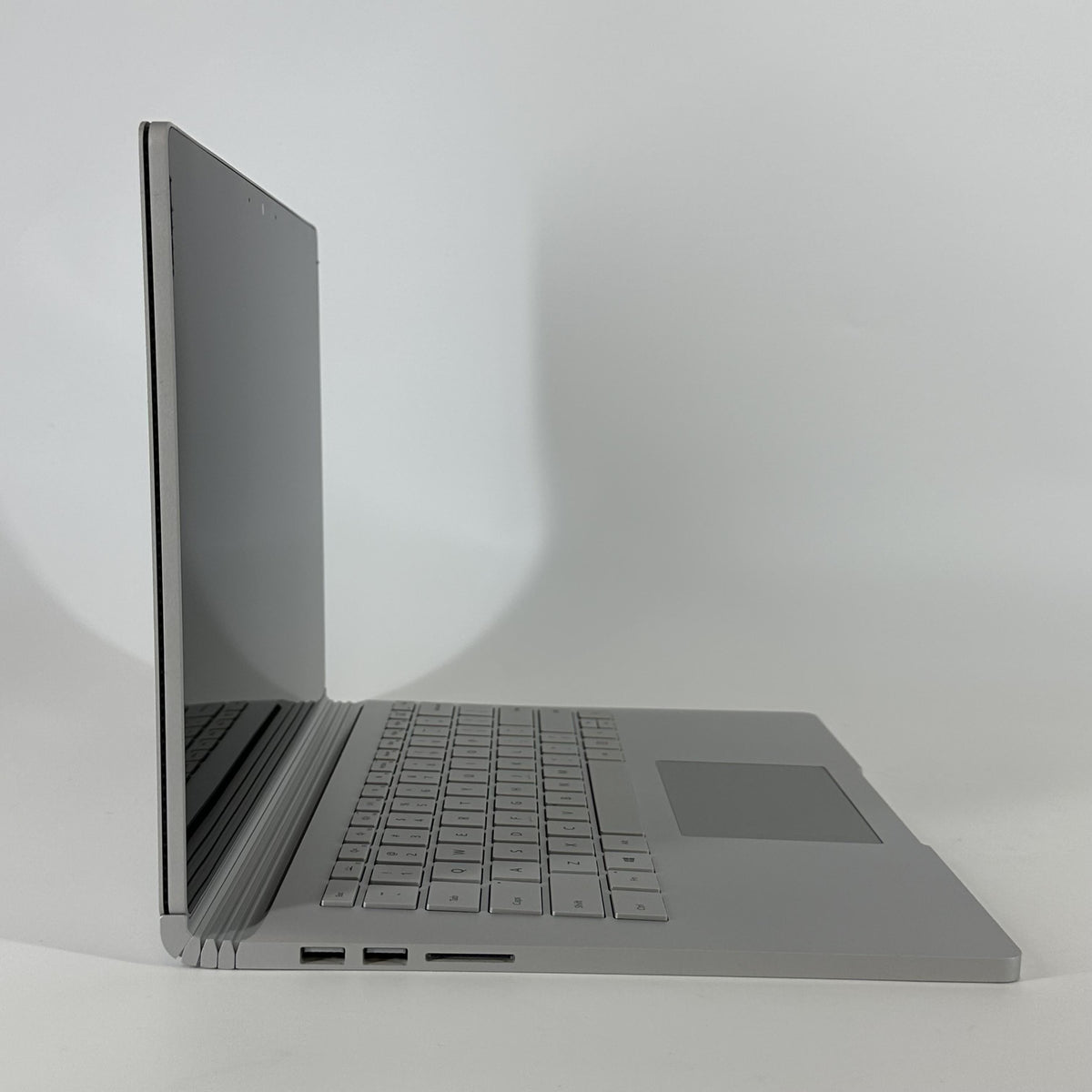 Microsoft Surface Book 3 13.5 Silver 1.3 GHz Intel Core i7 10th Gen.