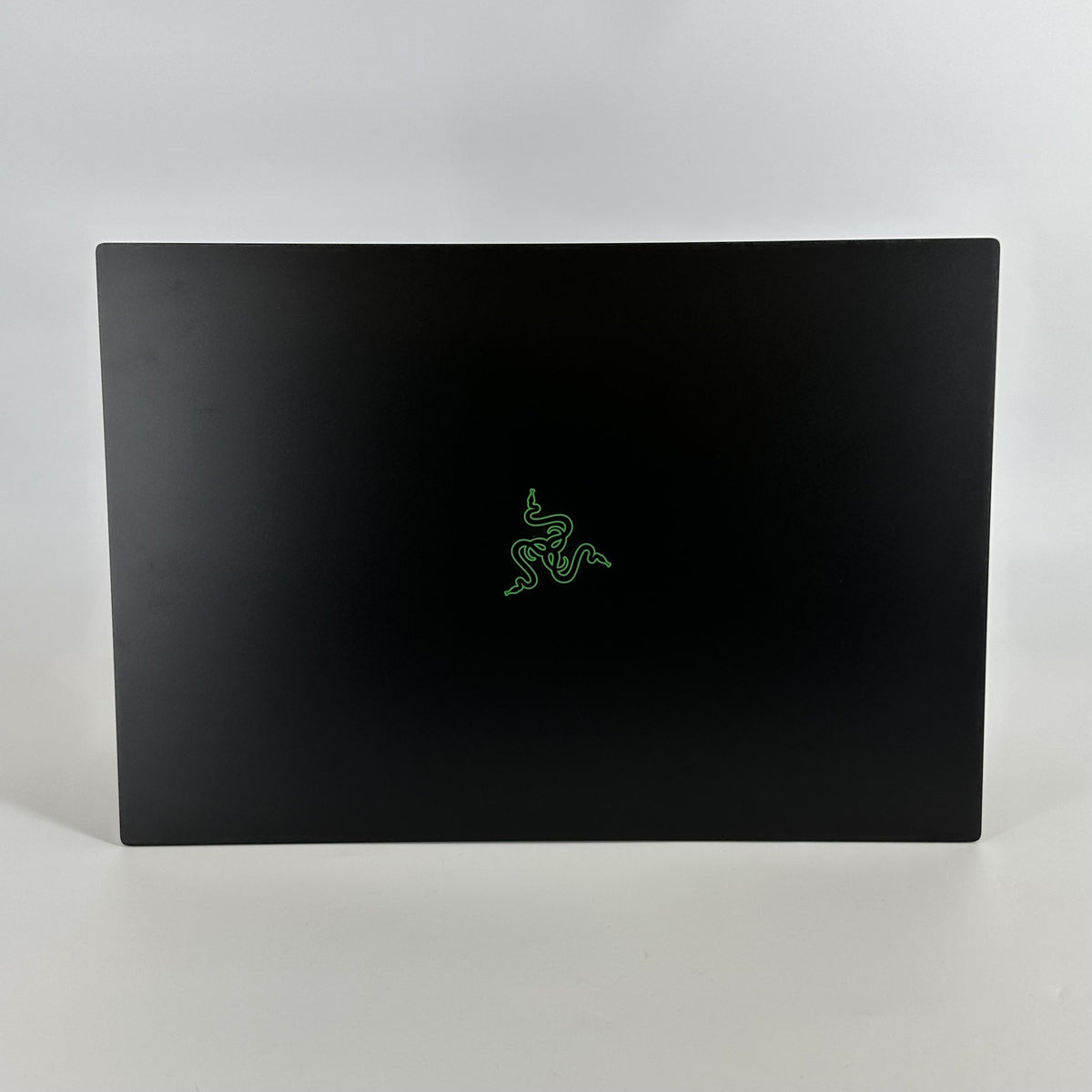 Razer Blade 18 2024 Black 2.2 GHz Intel Core i9 14th Gen. 32GB RAM
