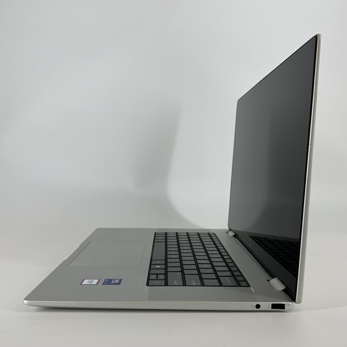 HP Envy x360 16 Silver 1.7 GHz Intel Core Ultra 7 16GB RAM 1TB Solid