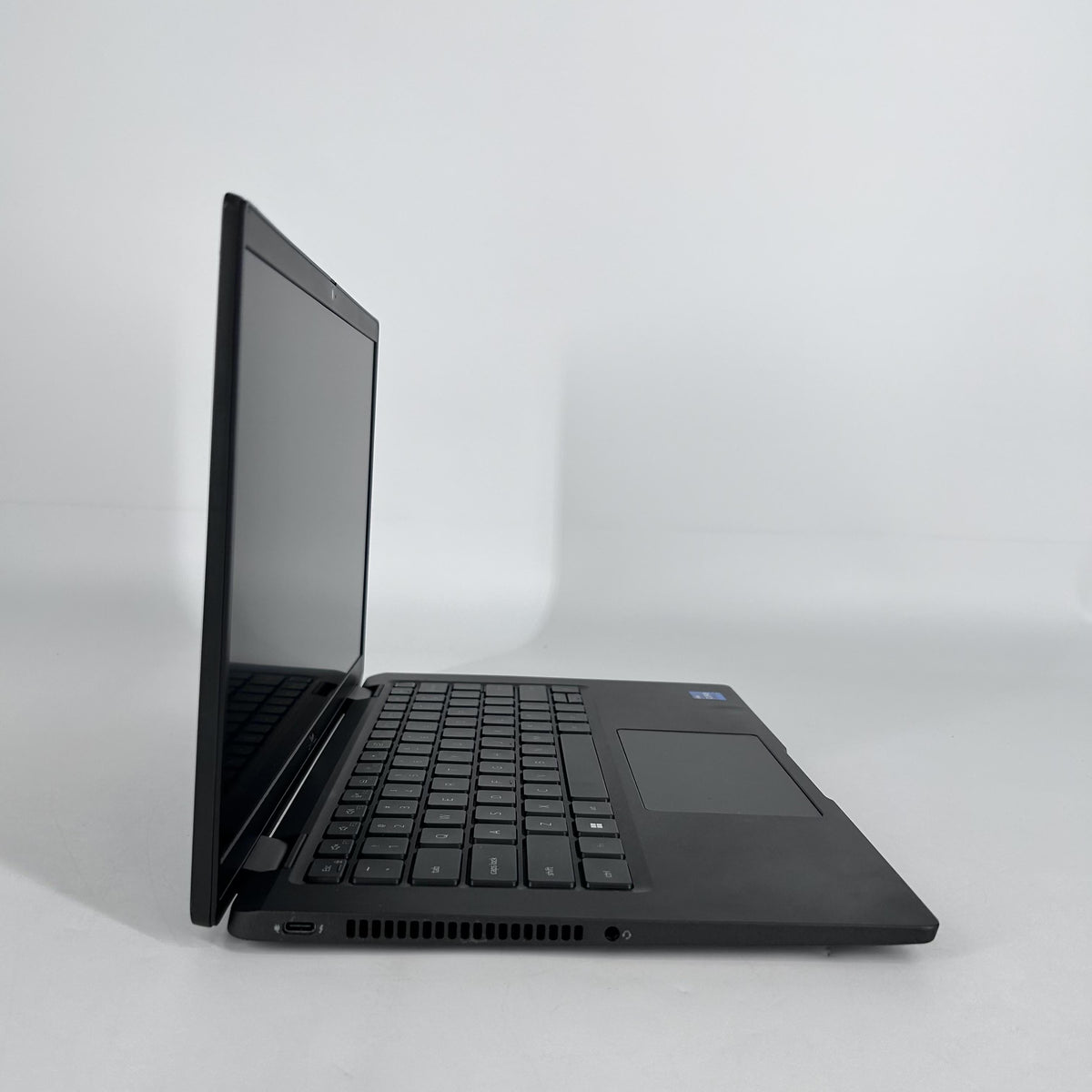 Dell Latitude 7430 14 Gray 1.7 GHz Intel Core i7 12th Gen. 16GB RAM