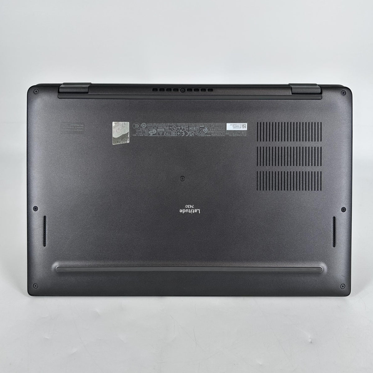 Dell Latitude 7430 14 Gray 1.7 GHz Intel Core i7 12th Gen. 16GB RAM
