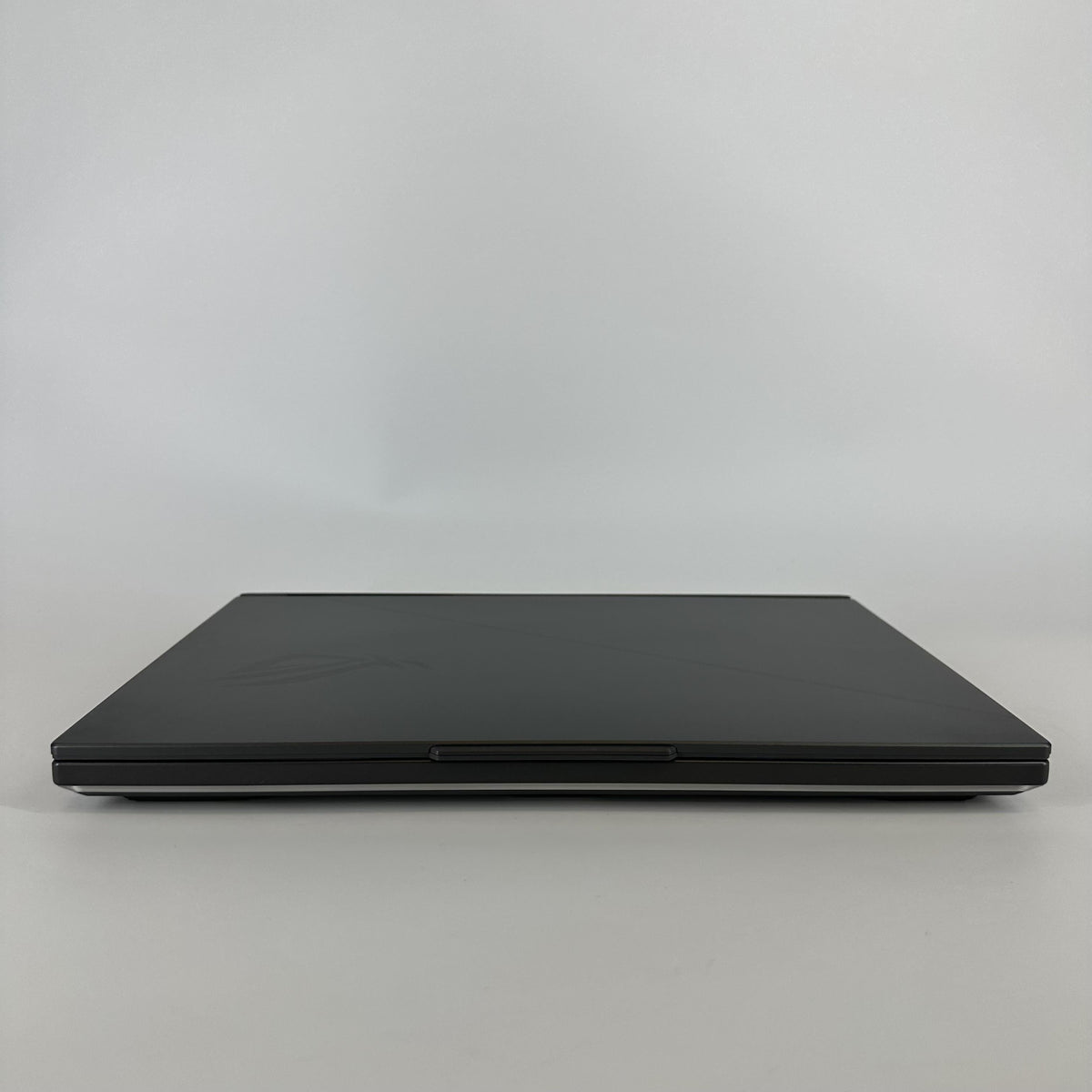 Asus ROG Strix G16 G614 16 Black 2.2 GHz Intel Core i9 14th Gen. 32GB