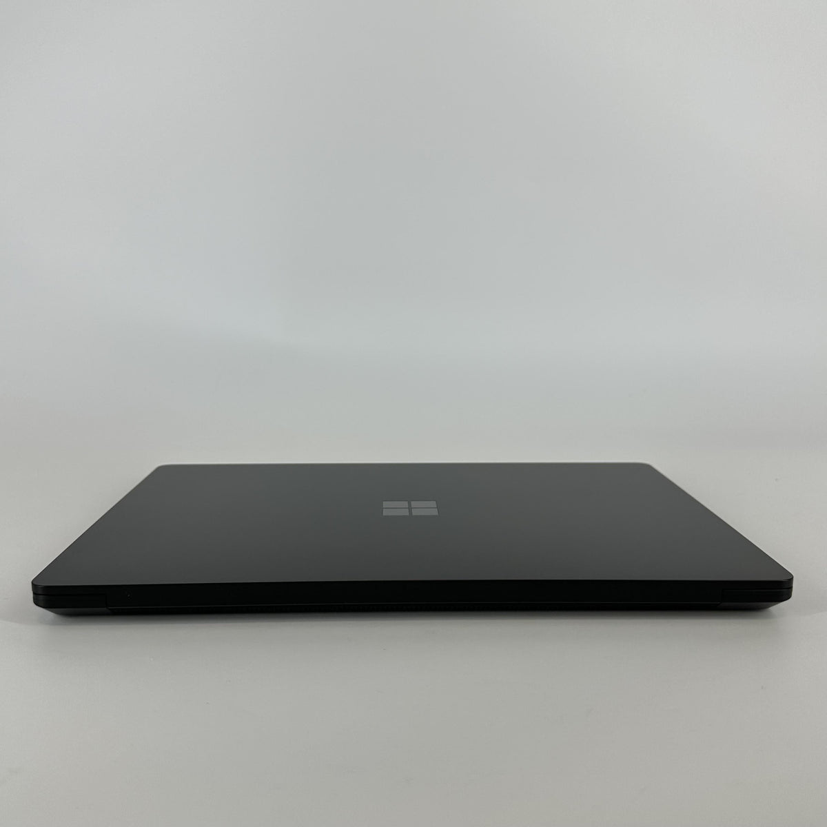 Microsoft Surface Laptop 6 13.5 Black 3.8 GHz Intel Core Ultra 7 16GB