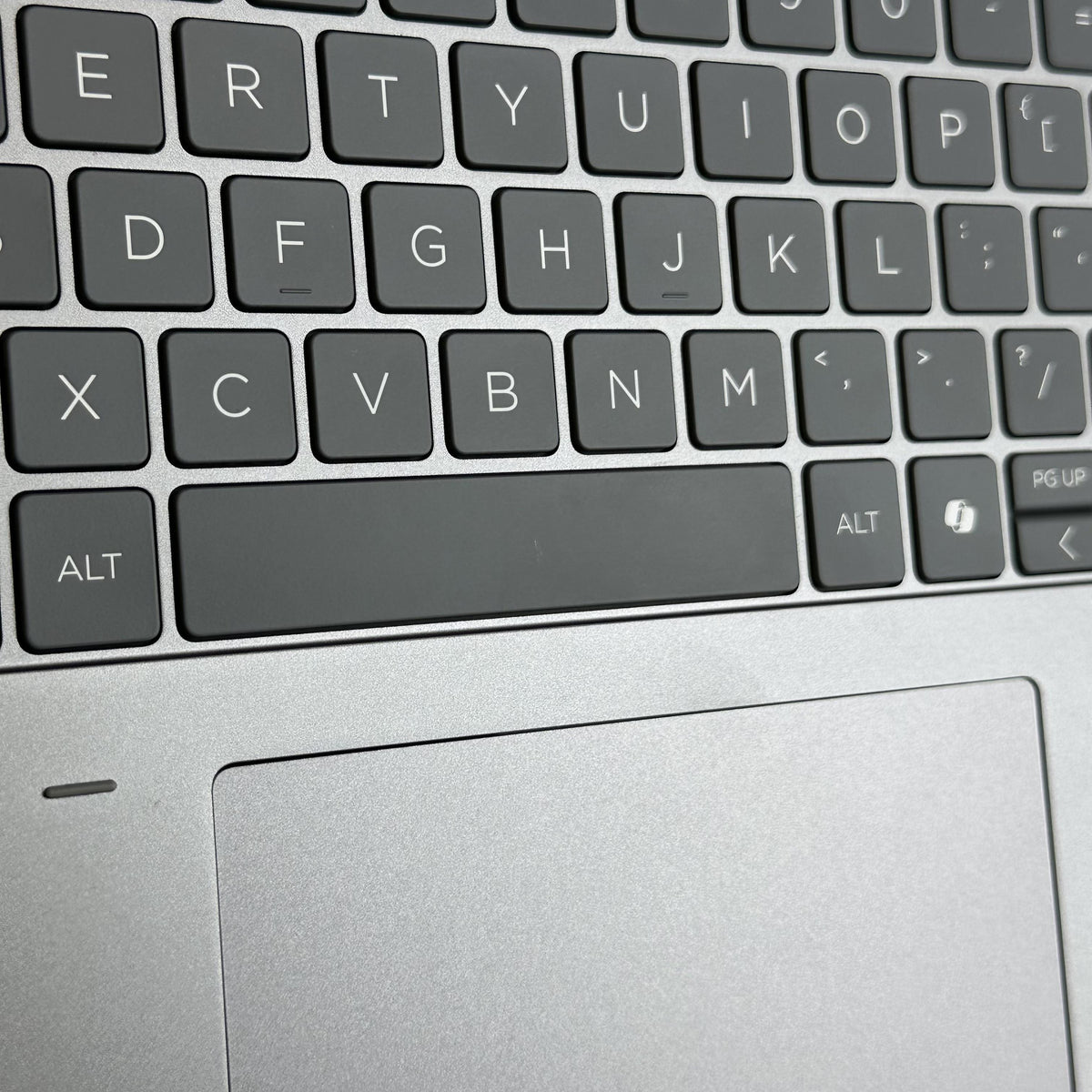 HP ZBook X G1i 16 Meteor Silver 2.2 GHz Intel Core Ultra 7 Series 2
