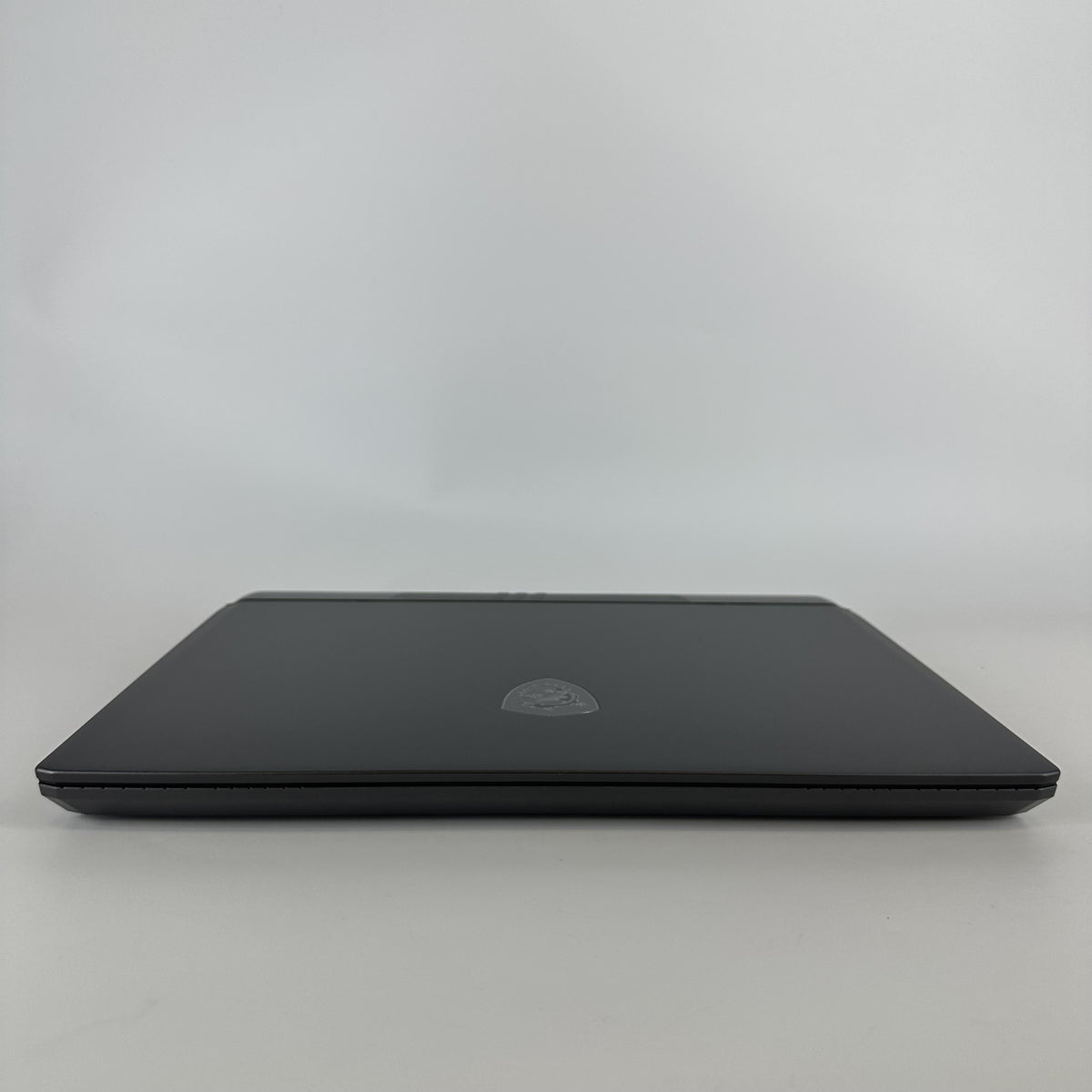MSI Vector 16 HX AI 16 Gray 2.4 GHz Intel Core Ultra 7 Series 2 16GB