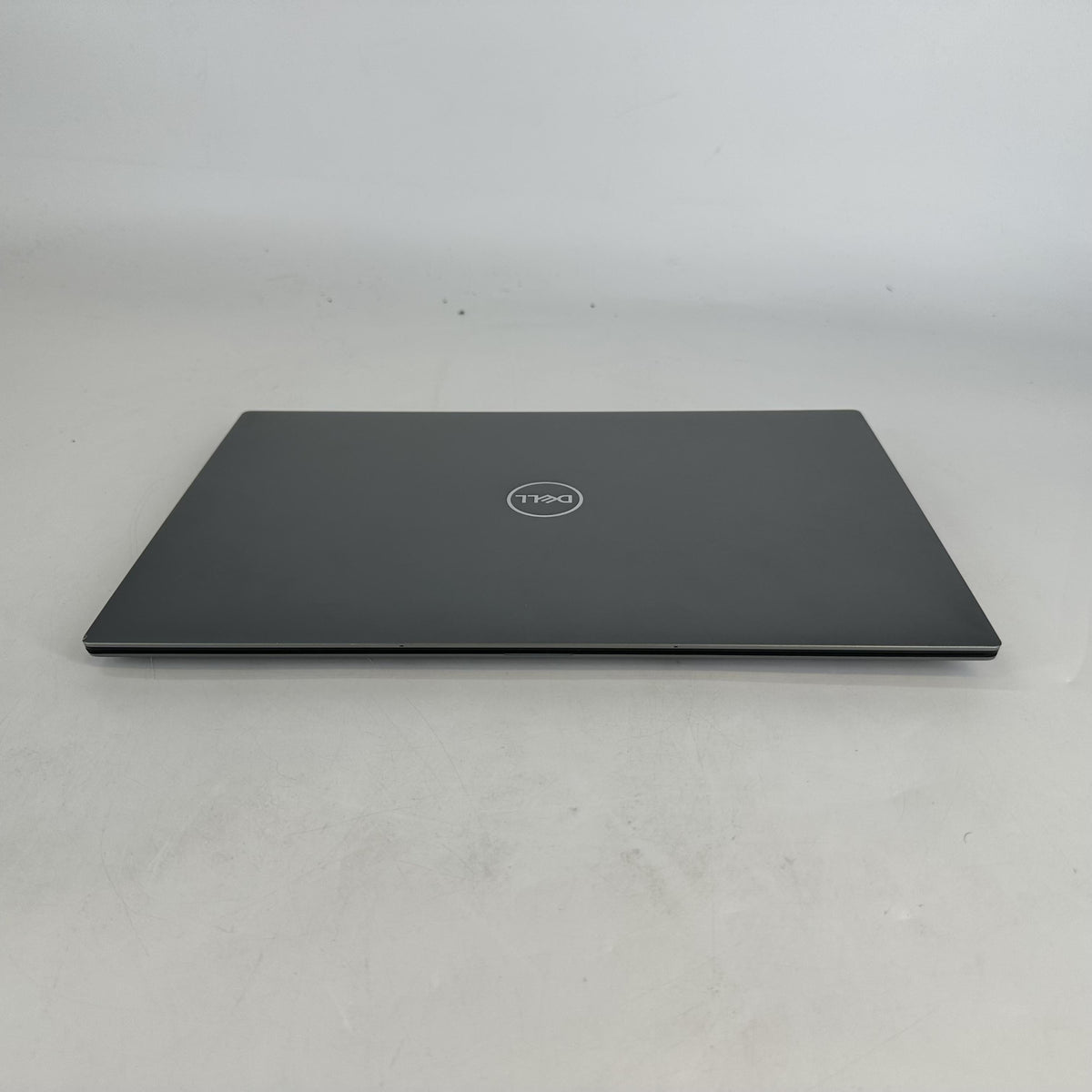 Dell Precision 5560 15.6 Gray 2.3 GHz Intel Core i7 11th Gen. 16GB