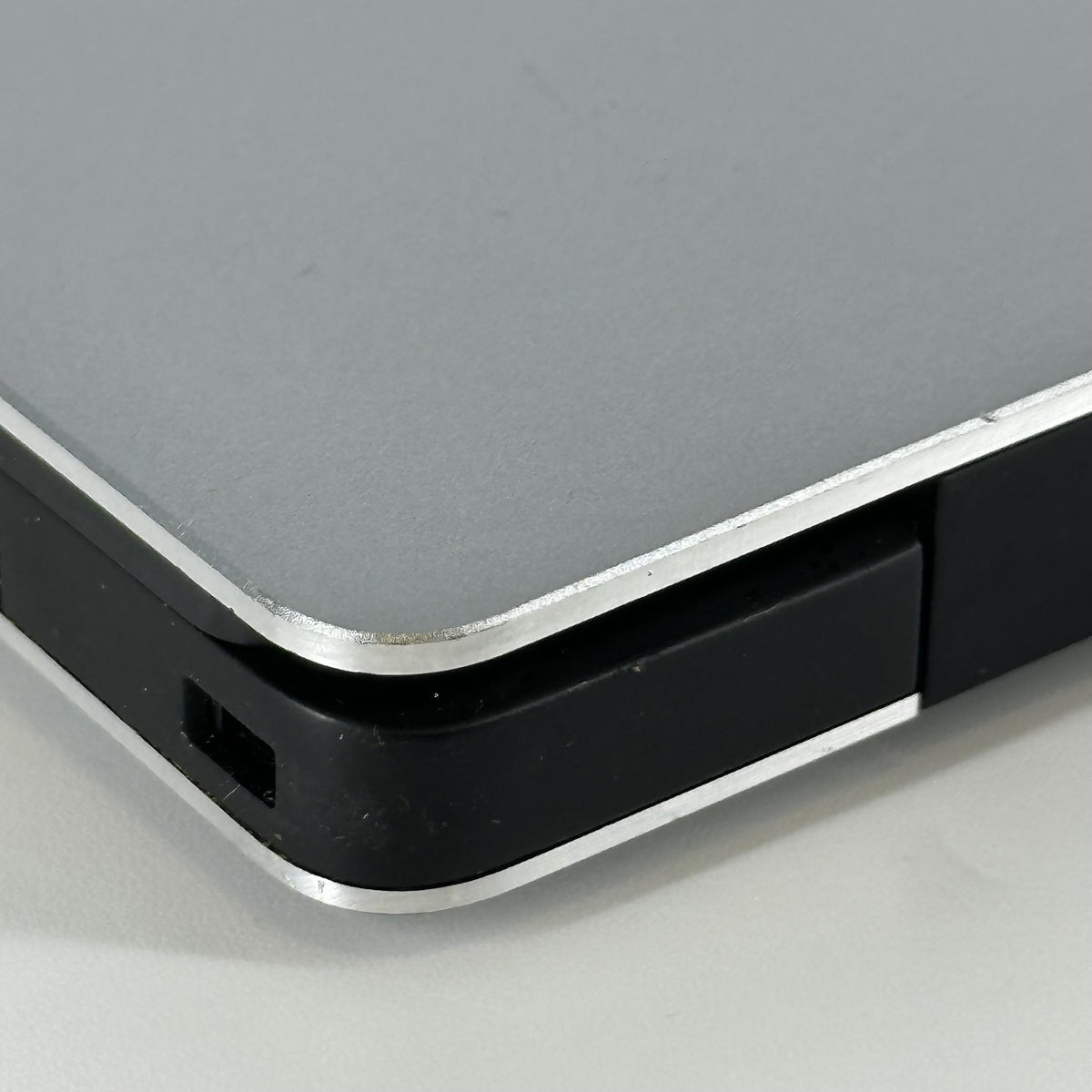 Dell XPS 13 9360 Silver 1.8 GHz Intel Core i7 8th Gen. 16GB RAM 512GB