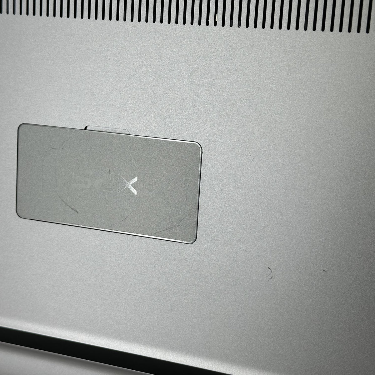 Dell XPS 13 9360 Silver 1.8 GHz Intel Core i7 8th Gen. 16GB RAM 512GB