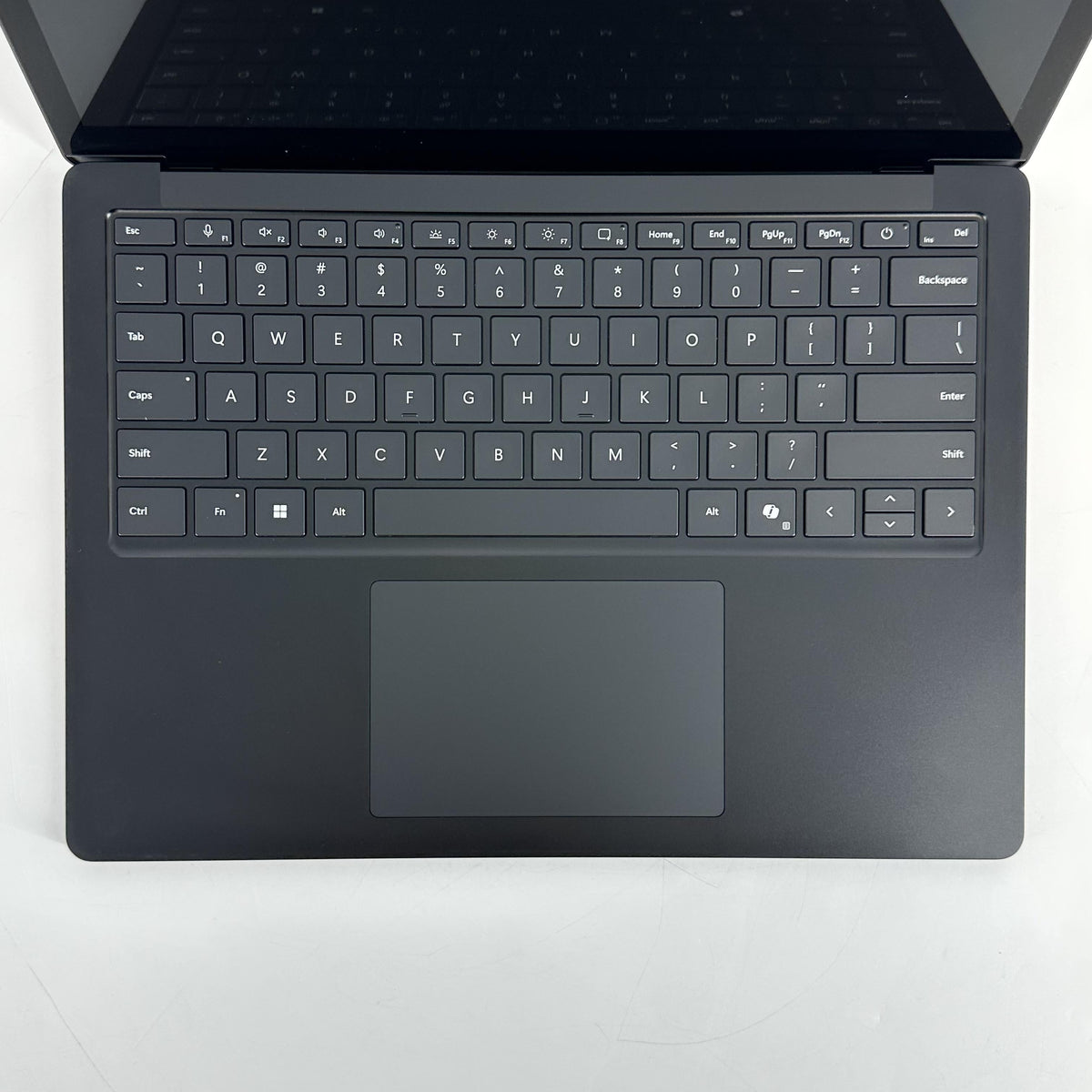 Microsoft Surface Laptop 6 13.5 Black 3.8 GHz Intel Core Ultra 7 16GB