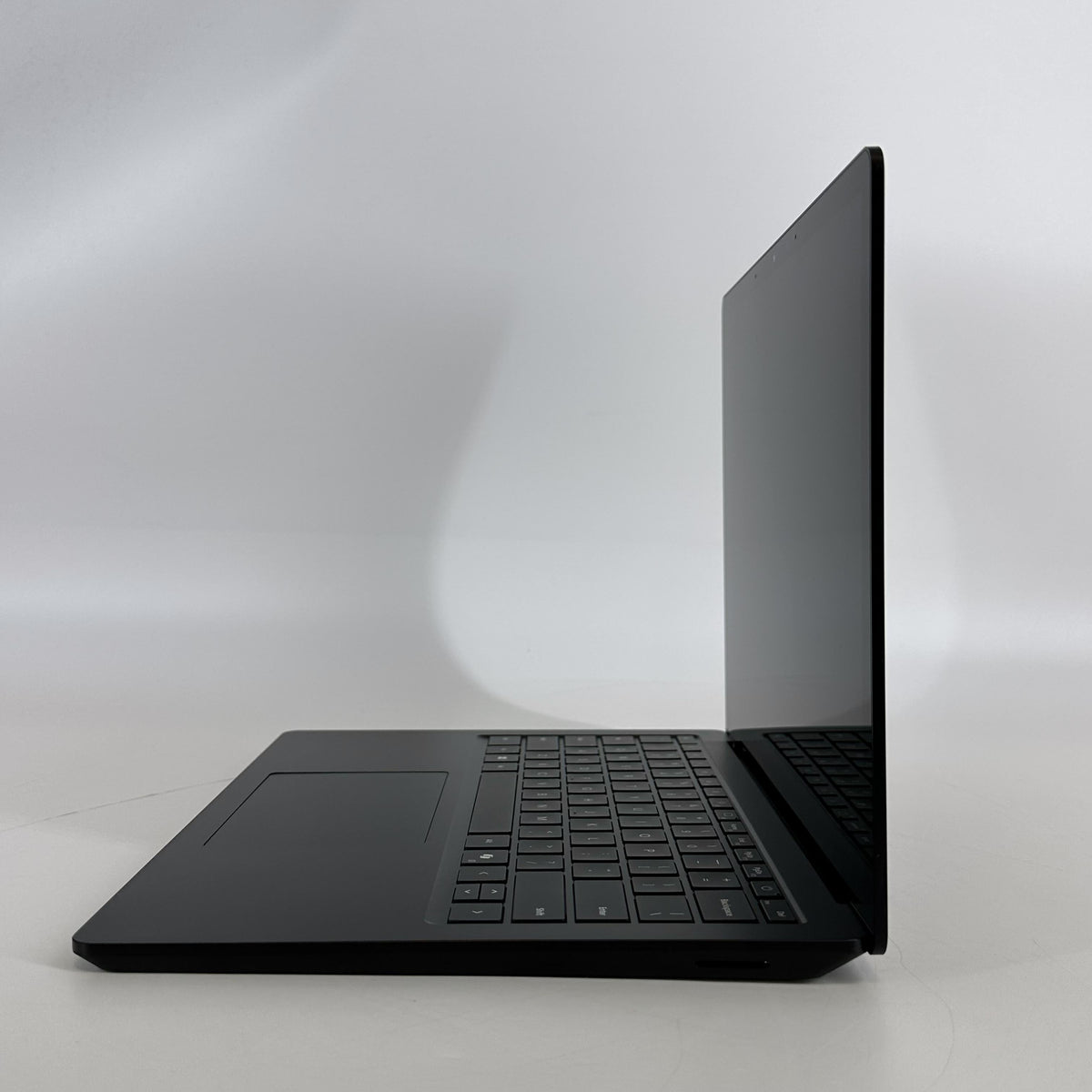 Microsoft Surface Laptop 6 13.5 Black 3.8 GHz Intel Core Ultra 7 16GB