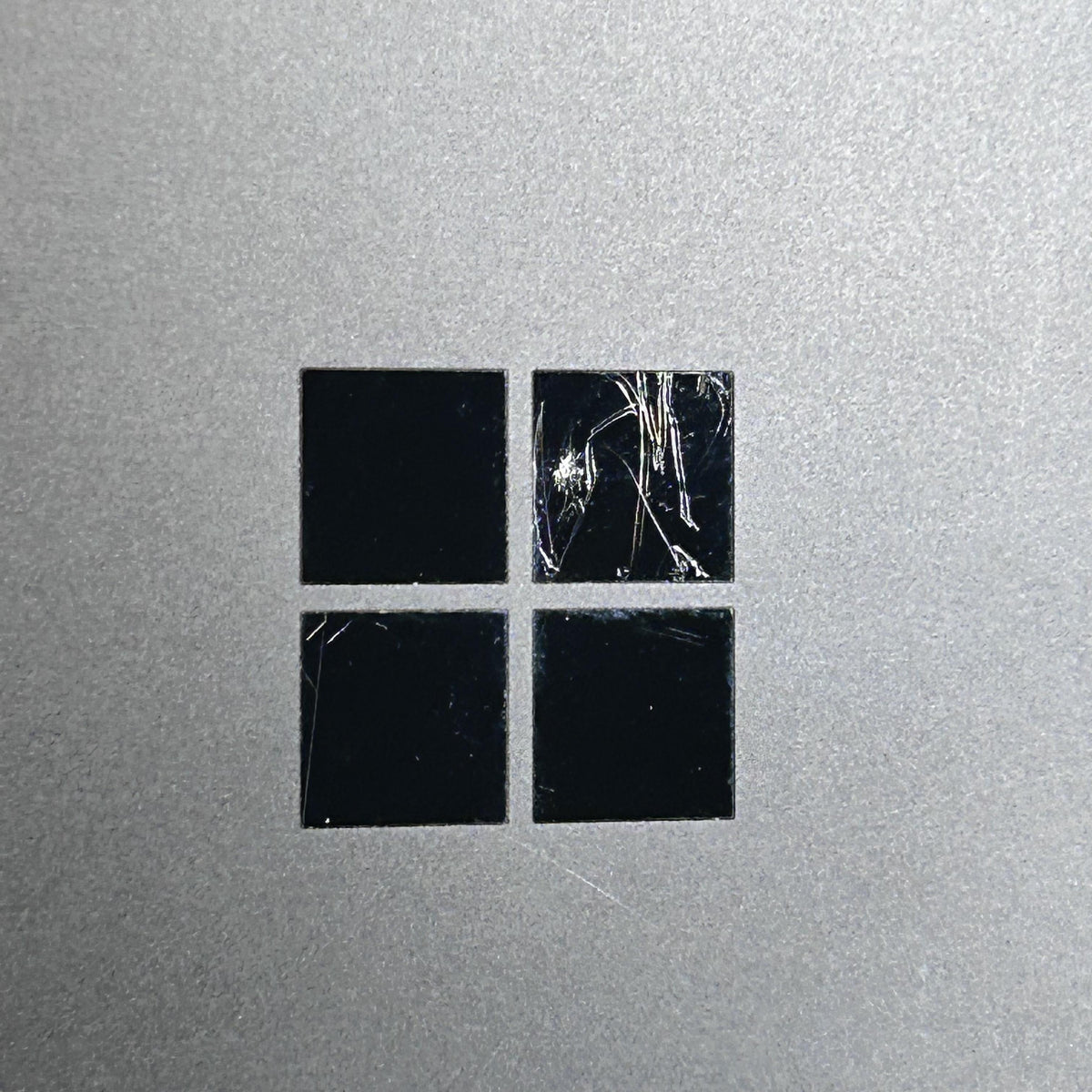 Microsoft Surface Pro 8 13 Black WiFi 3.0 GHz Intel Core i7 11th Gen.