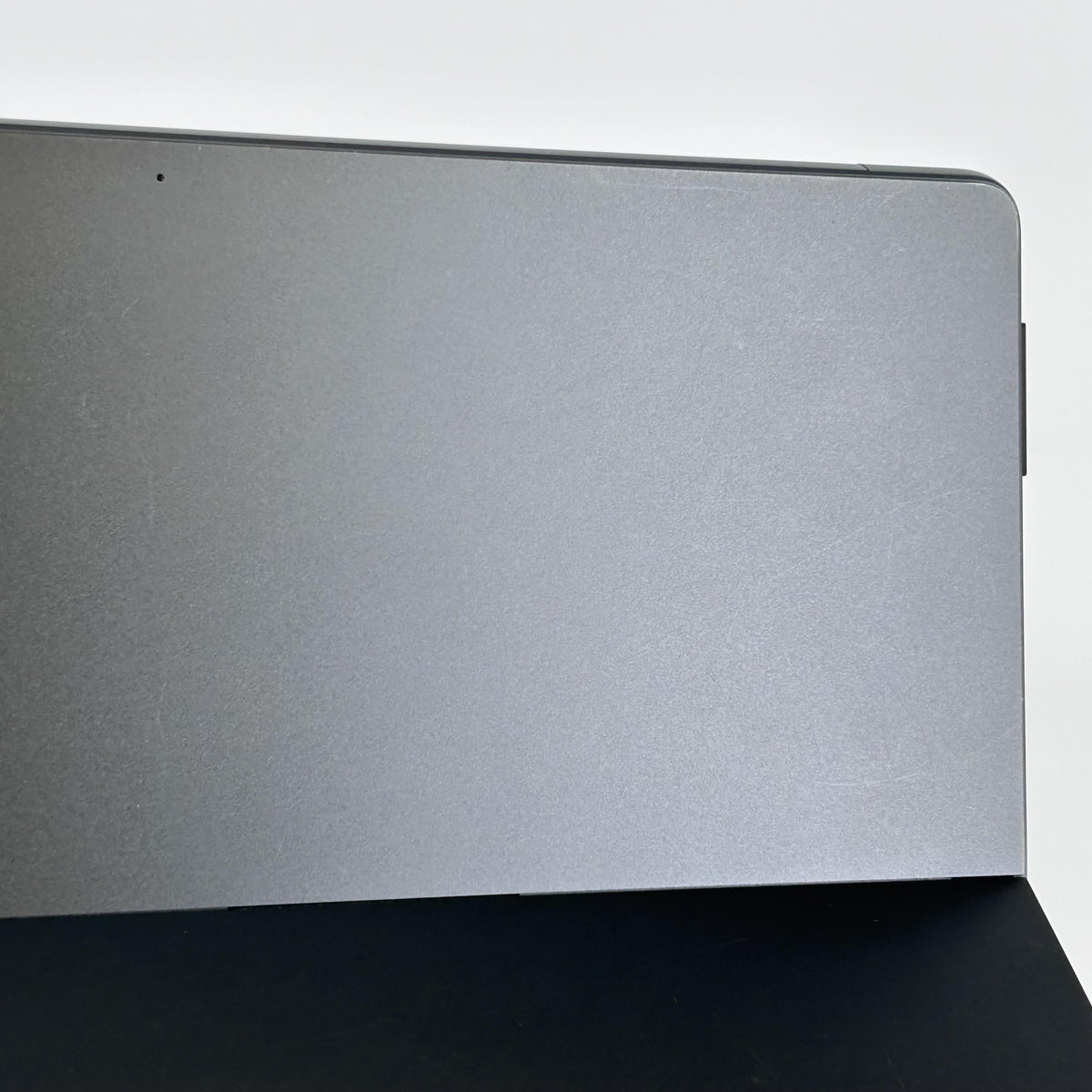 Microsoft Surface Pro 8 13 Black WiFi 3.0 GHz Intel Core i7 11th Gen.