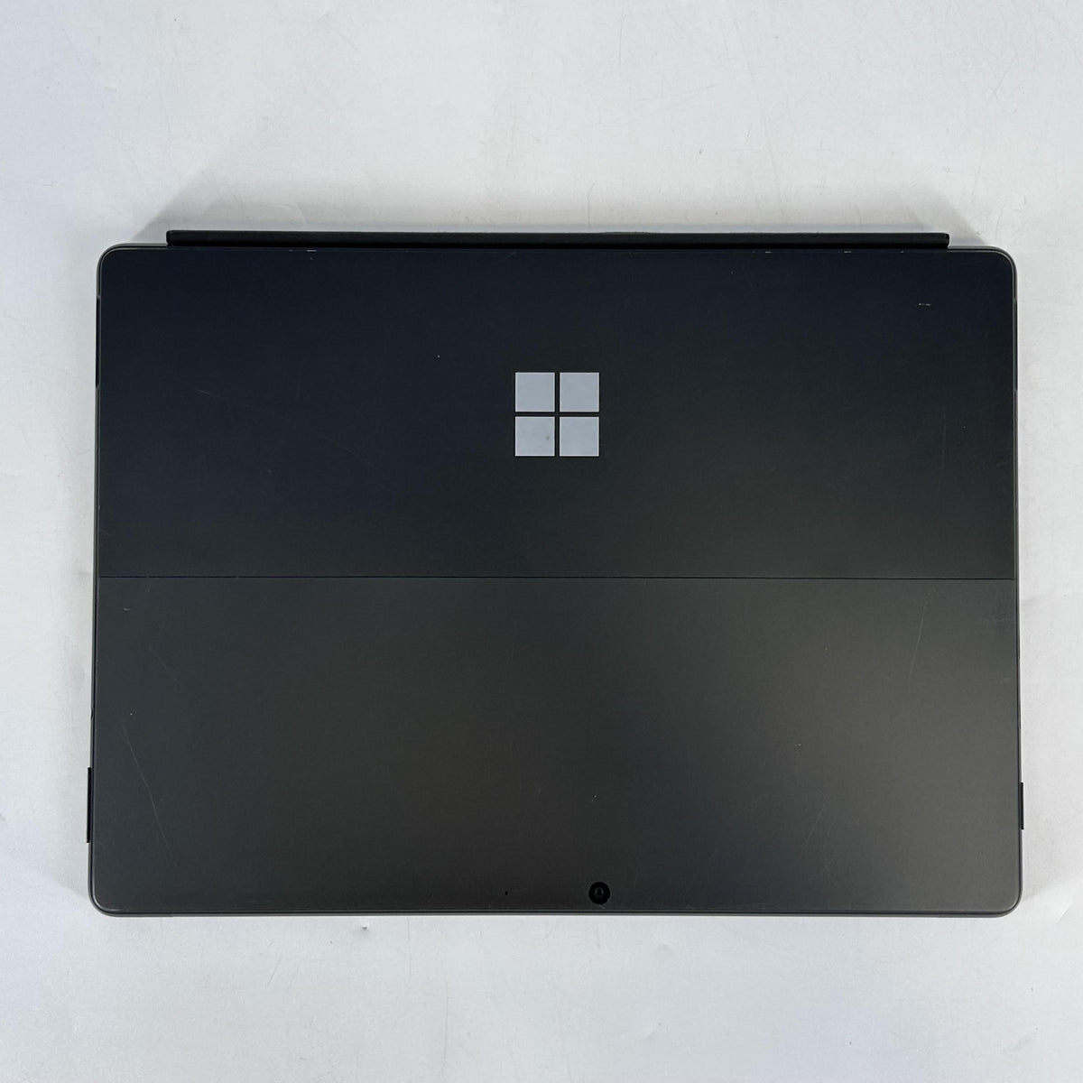 Microsoft Surface Pro 8 13 Black WiFi 3.0 GHz Intel Core i7 11th Gen.