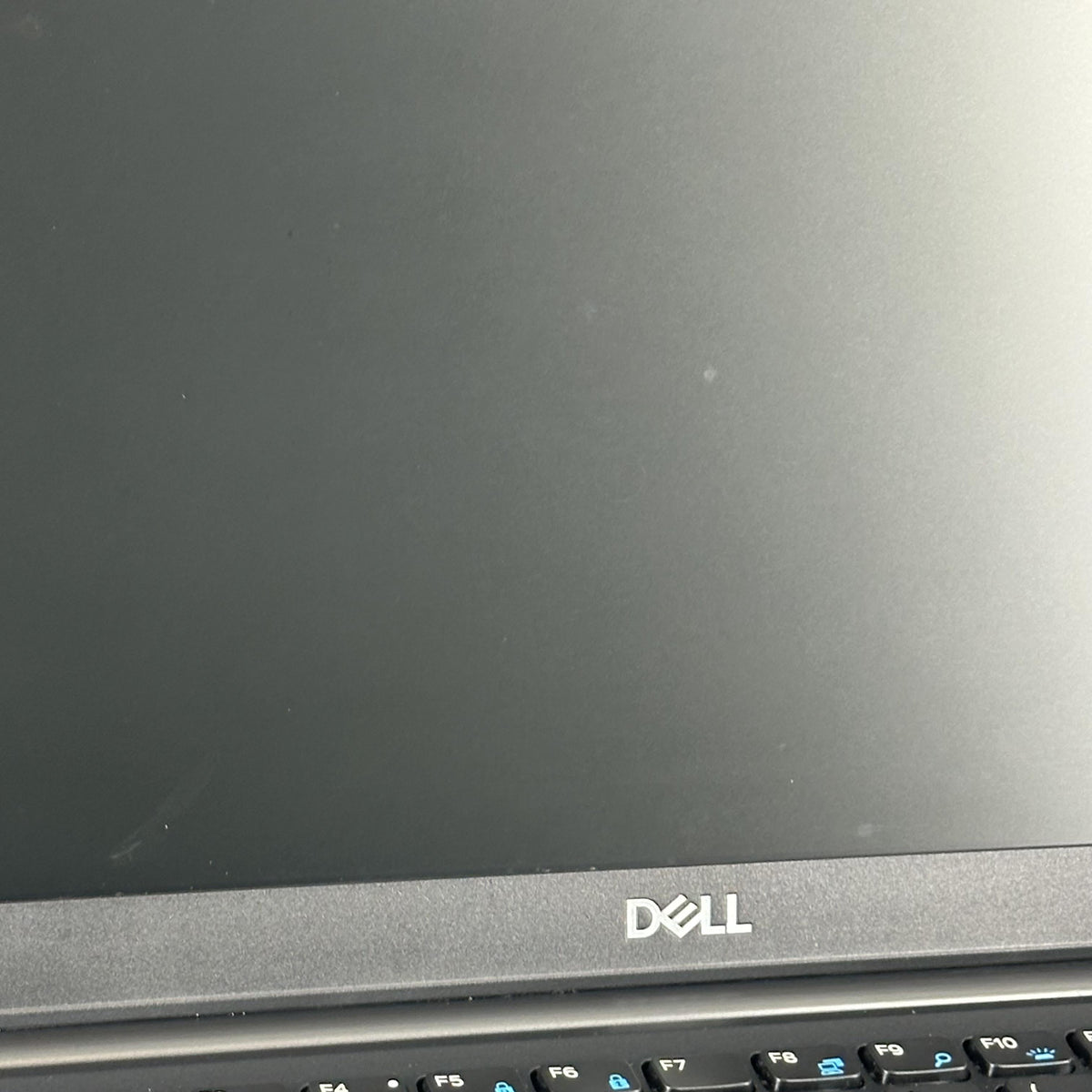Dell Latitude 7490 14 Black 1.9 GHz Intel Core i7 8th Gen. 16GB RAM
