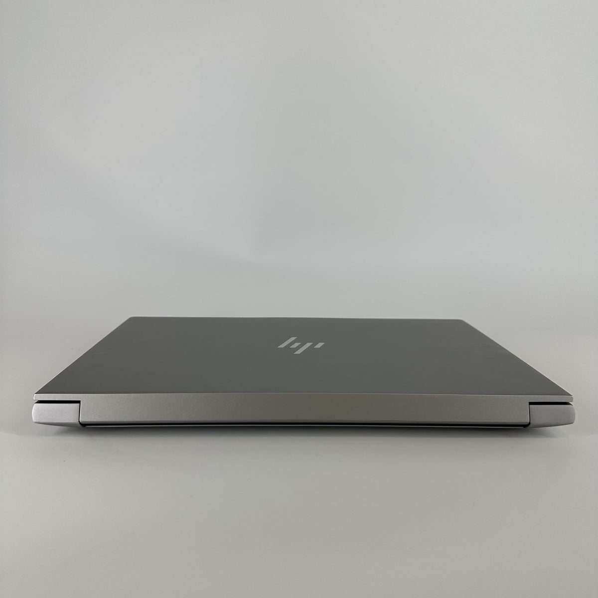 HP ZBook Fury 16 G9 Silver 2.1 GHz Intel Core i7 12th Gen. 32GB RAM
