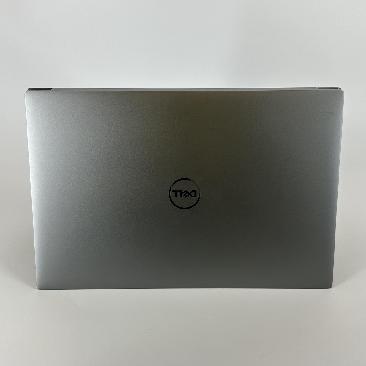 Dell Precision 5560 15.6 Gray 2.3 GHz Intel Core i7 11th Gen. 32GB