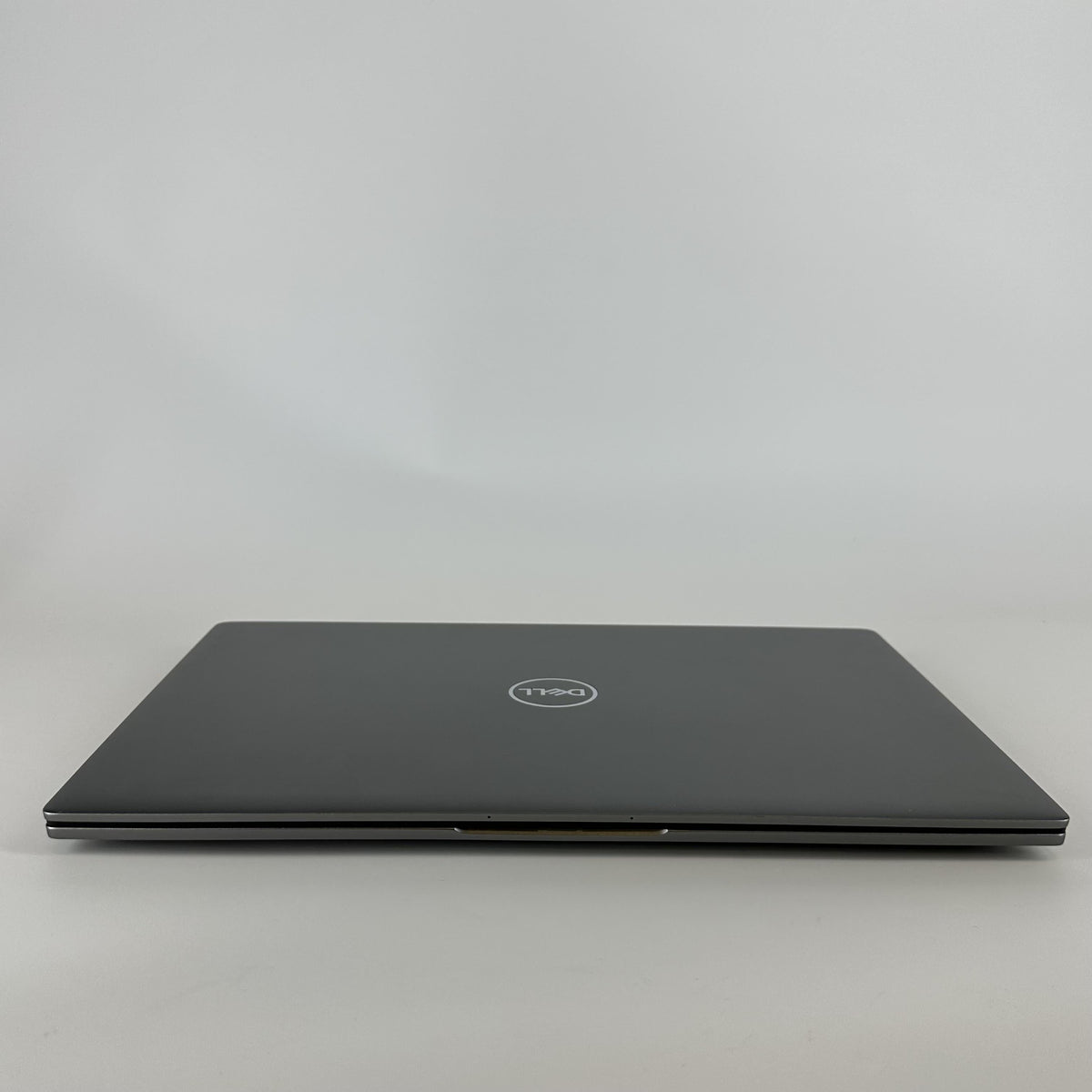 Dell Latitude 7640 16 Gray 1.6 GHz Intel Core i5 13th Gen. 16GB RAM