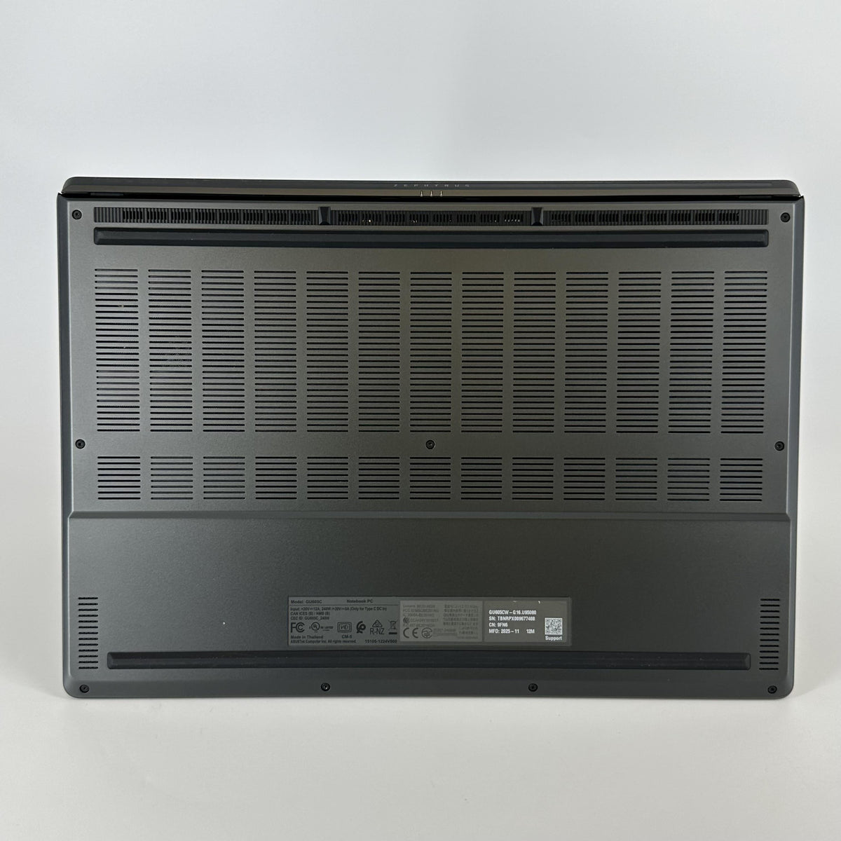 Asus ROG Zephyrus G16 GU605 16 Black 2.9 GHz Intel Core Ultra 9