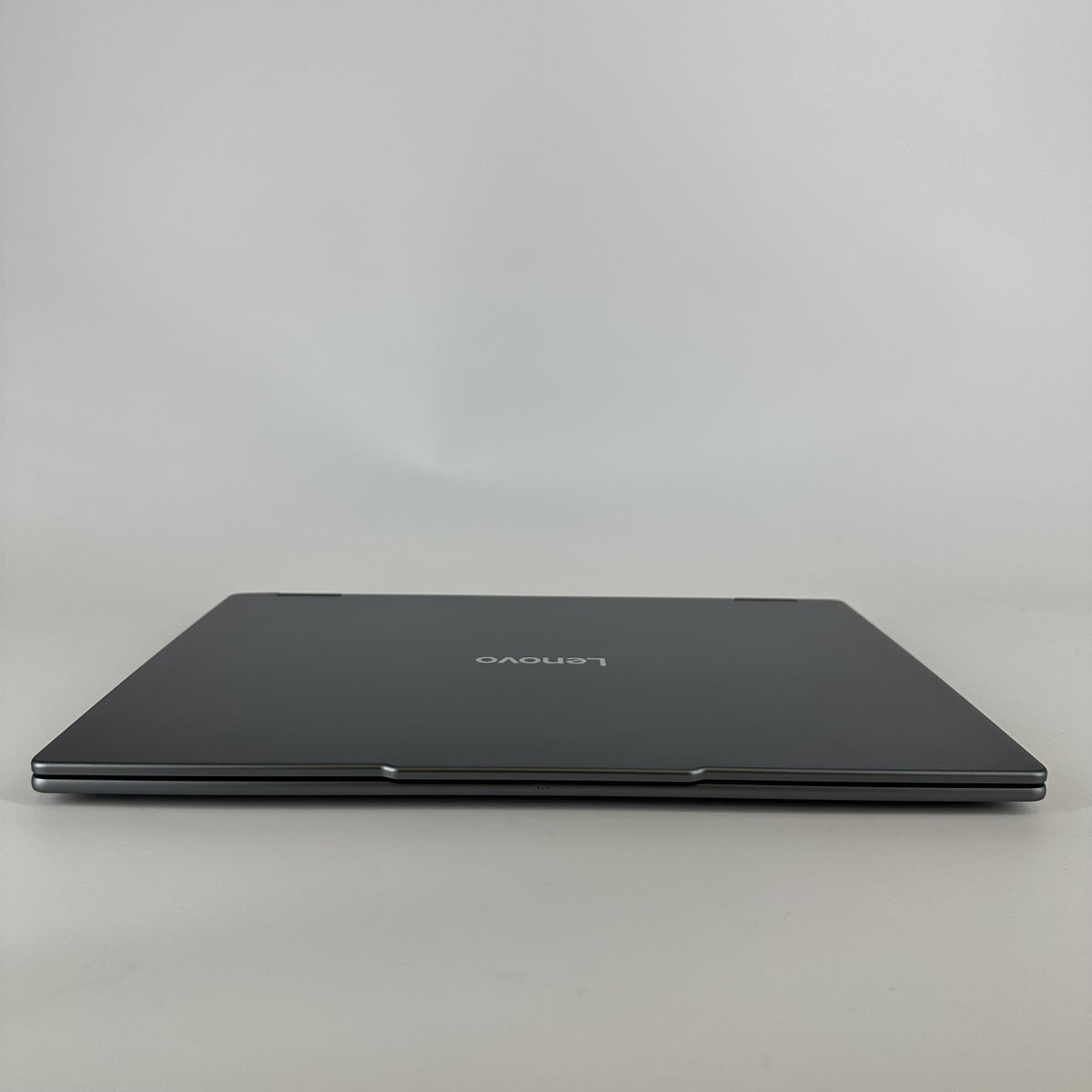 Lenovo Yoga 7 16 Gray 2.2 GHz Intel Core Ultra 7 Series 2 16GB RAM