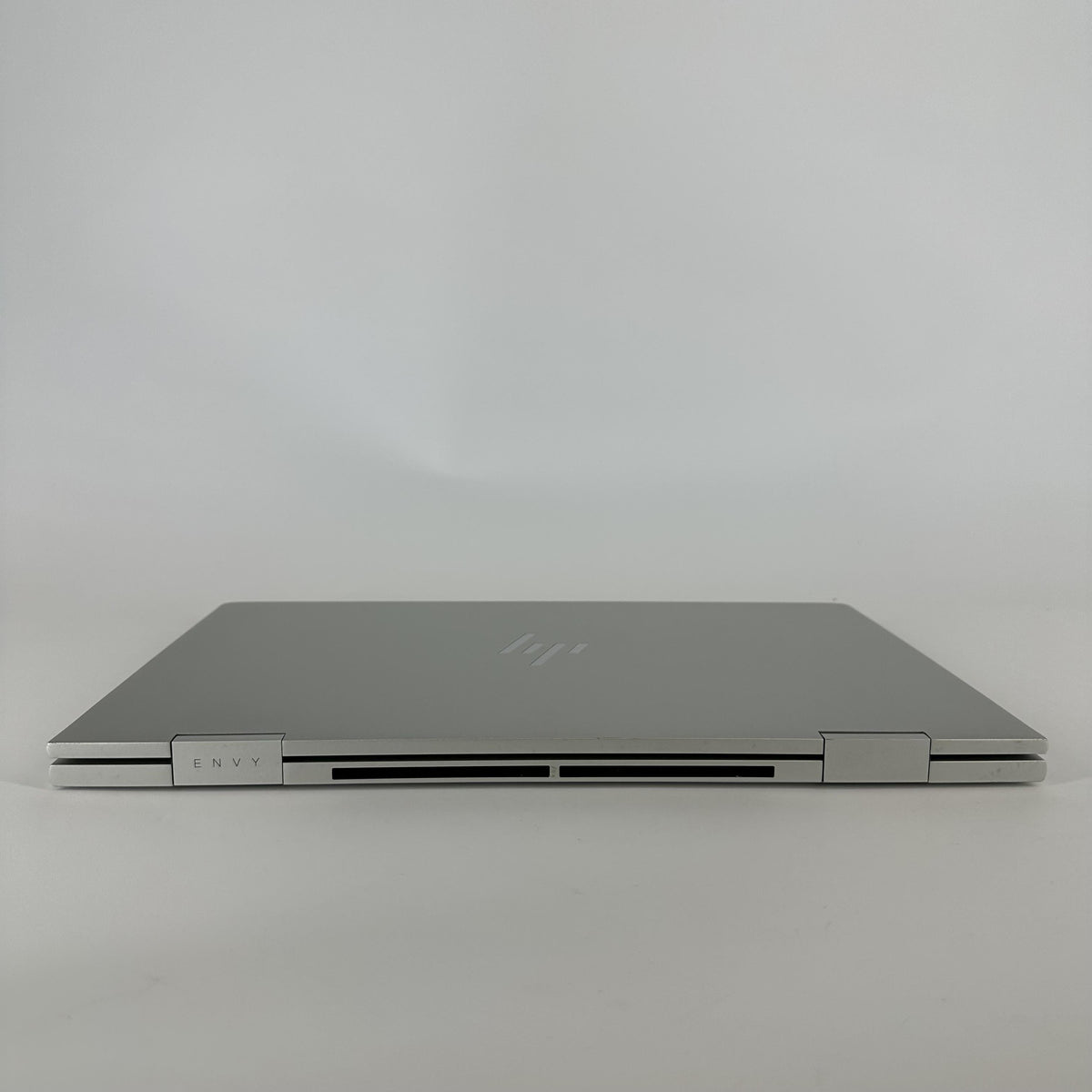 HP Envy x360 15.6 Silver 2.5 GHz Intel Core i5 11th Gen. 8GB RAM
