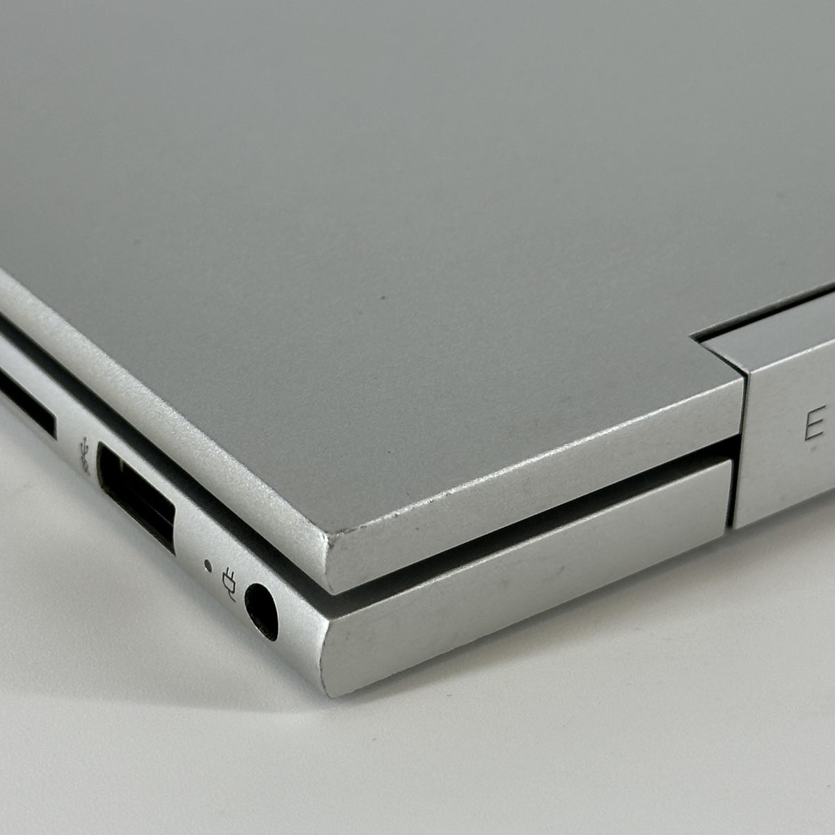 HP Envy x360 15.6 Silver 2.5 GHz Intel Core i5 11th Gen. 8GB RAM