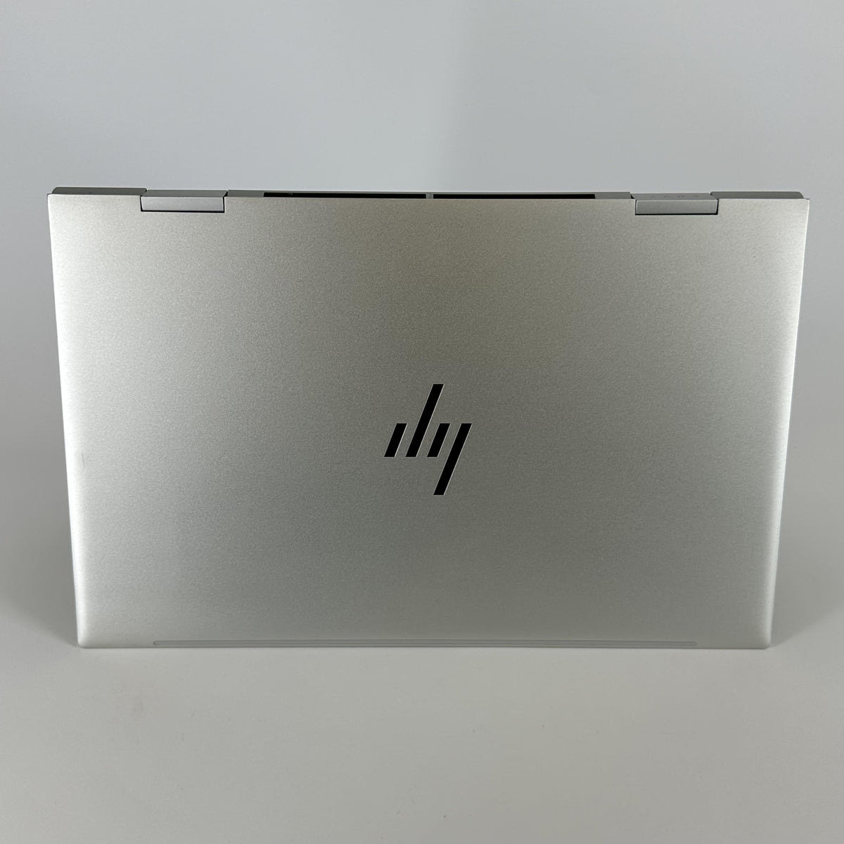 HP Envy x360 15.6 Silver 2.5 GHz Intel Core i5 11th Gen. 8GB RAM