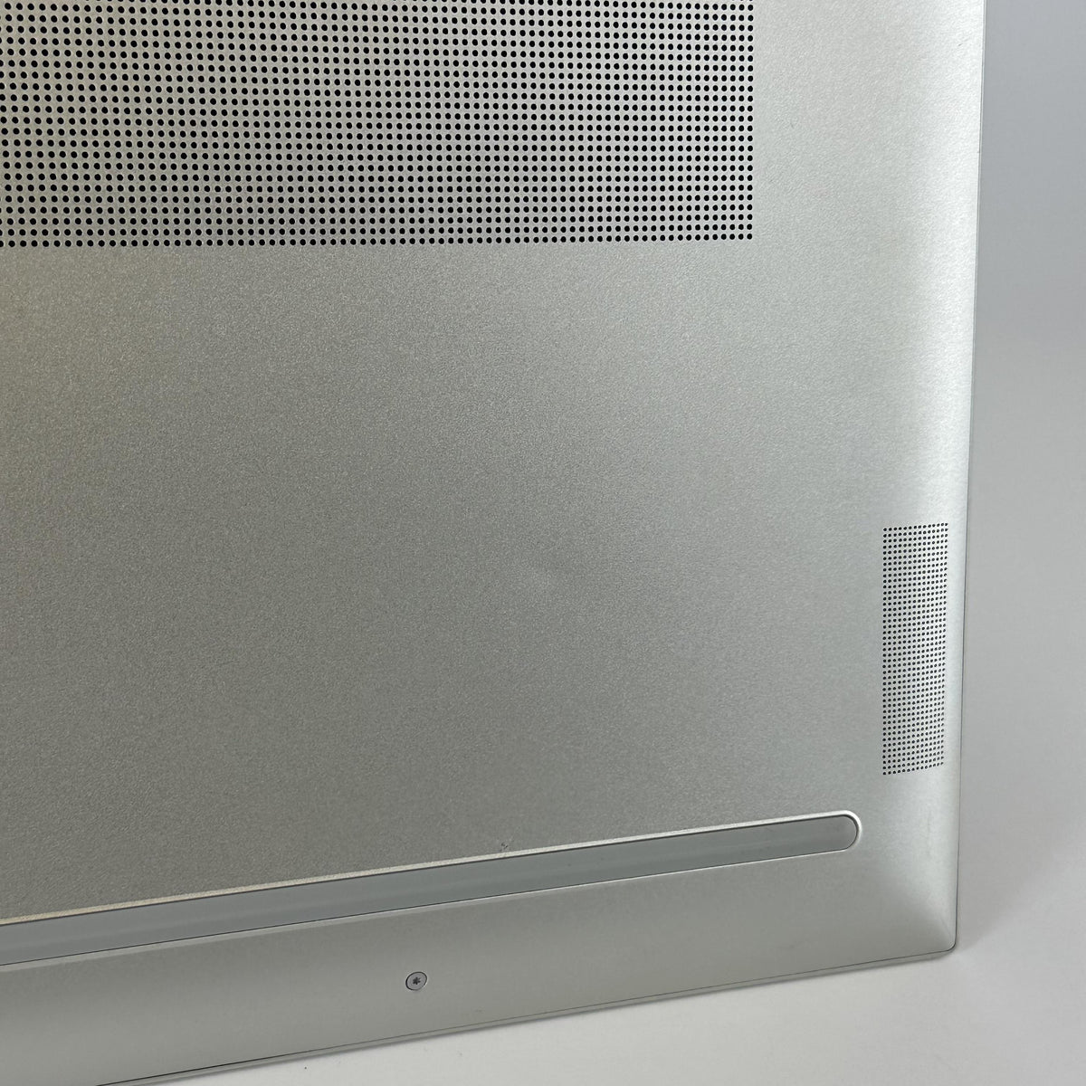 HP Envy x360 15.6 Silver 2.5 GHz Intel Core i5 11th Gen. 8GB RAM