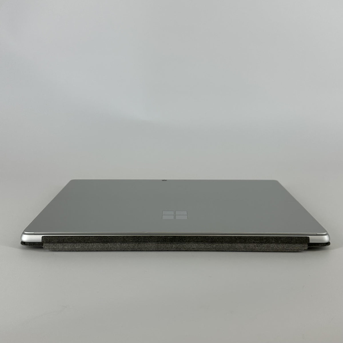 Microsoft Surface Pro 8 13 Silver WiFi 3.0 GHz Intel Core i7 11th