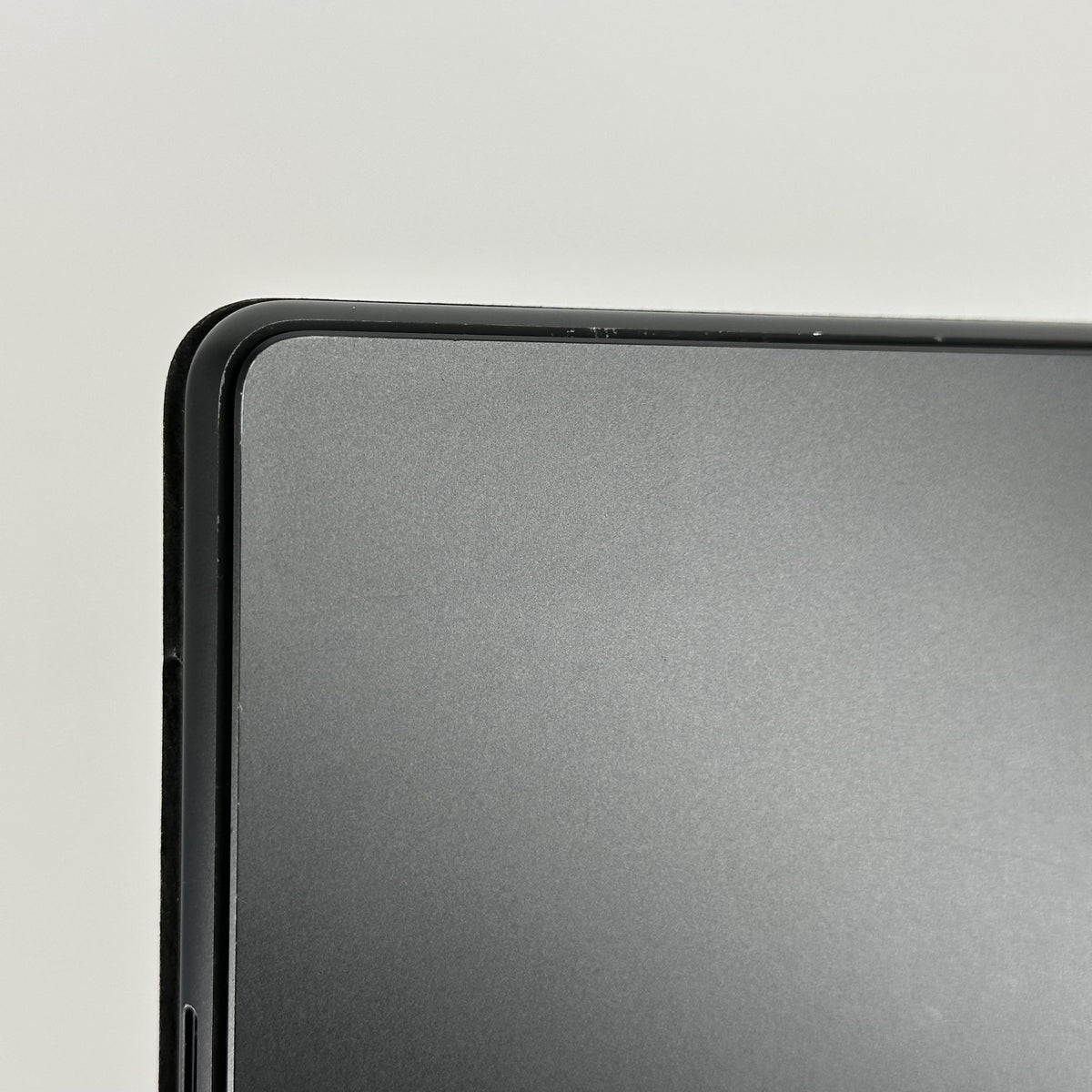Microsoft Surface Pro 9 13 Graphite WiFi 2.7 GHz Intel Core i7 12th
