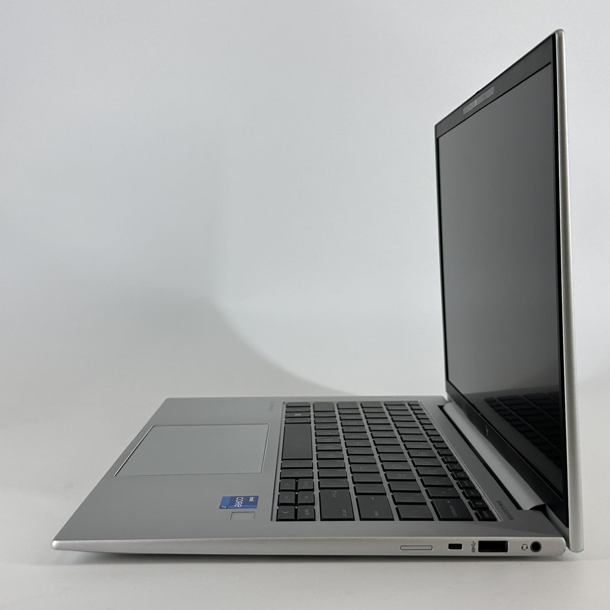 HP Elitebook 840 G10 14 Silver 2.2 GHz Intel Core i7 13th Gen. 32GB