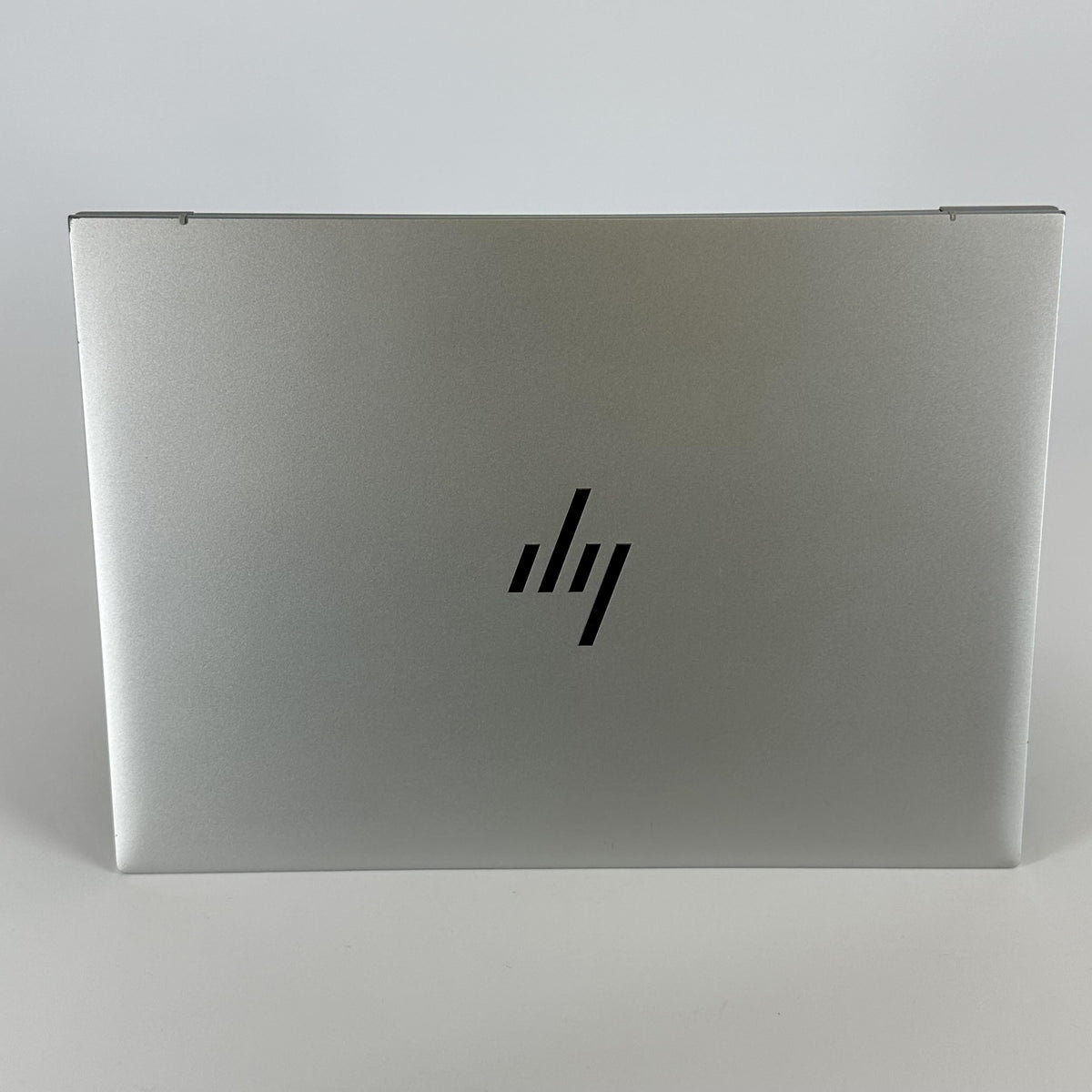HP Elitebook 840 G10 14 Silver 2.2 GHz Intel Core i7 13th Gen. 32GB
