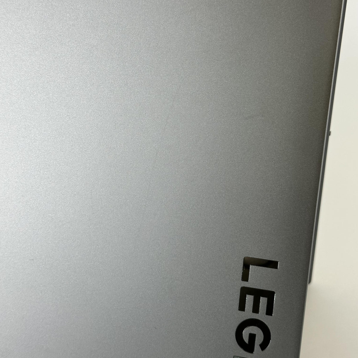 Lenovo Legion Slim 5 Gen 9 16 Gray 3.8 GHz AMD Ryzen 7 8845HS 16GB