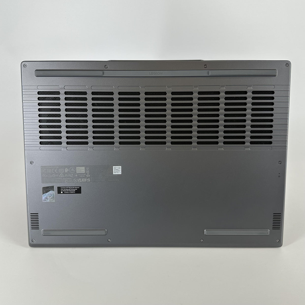 Lenovo Legion Slim 5 Gen 9 16 Gray 3.8 GHz AMD Ryzen 7 8845HS 16GB