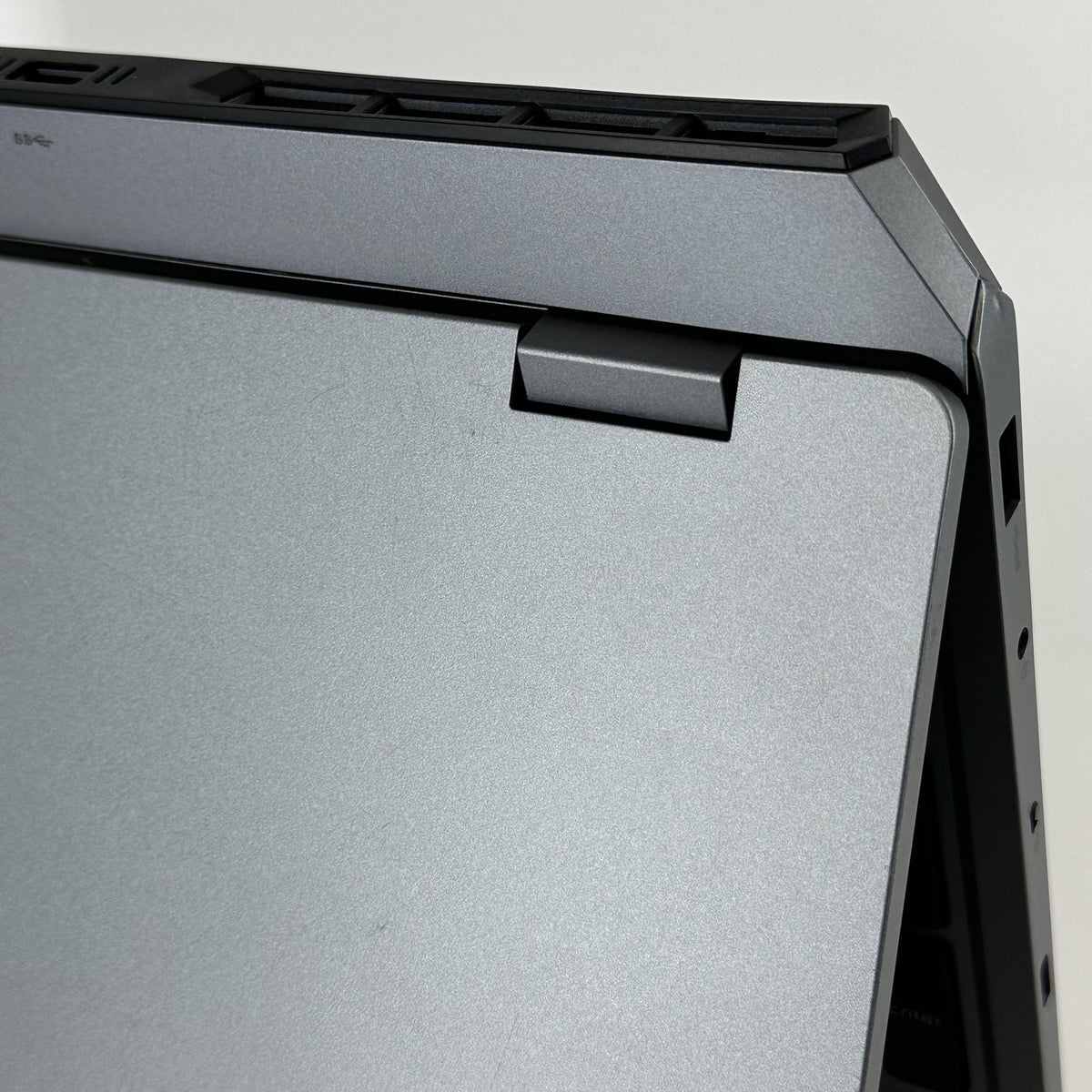 Lenovo LOQ 15 Gray 2.6 GHz Intel Core i7 13th Gen. 16GB RAM 512GB