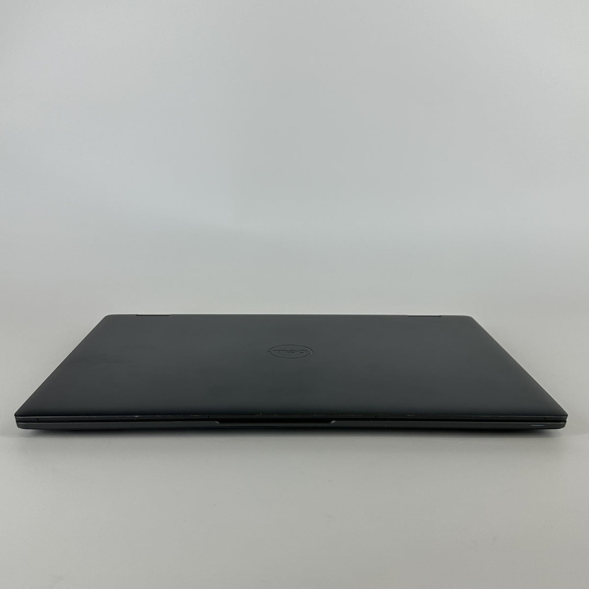 Dell Latitude 9430 14 Gray 1.8 GHz Intel Core i7 12th Gen. 32GB RAM