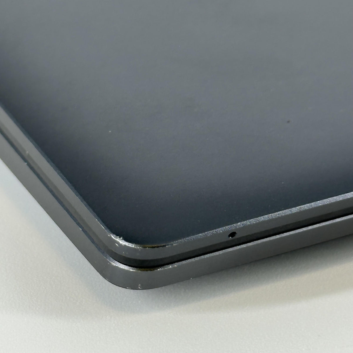 Dell Latitude 9430 14 Gray 1.8 GHz Intel Core i7 12th Gen. 32GB RAM