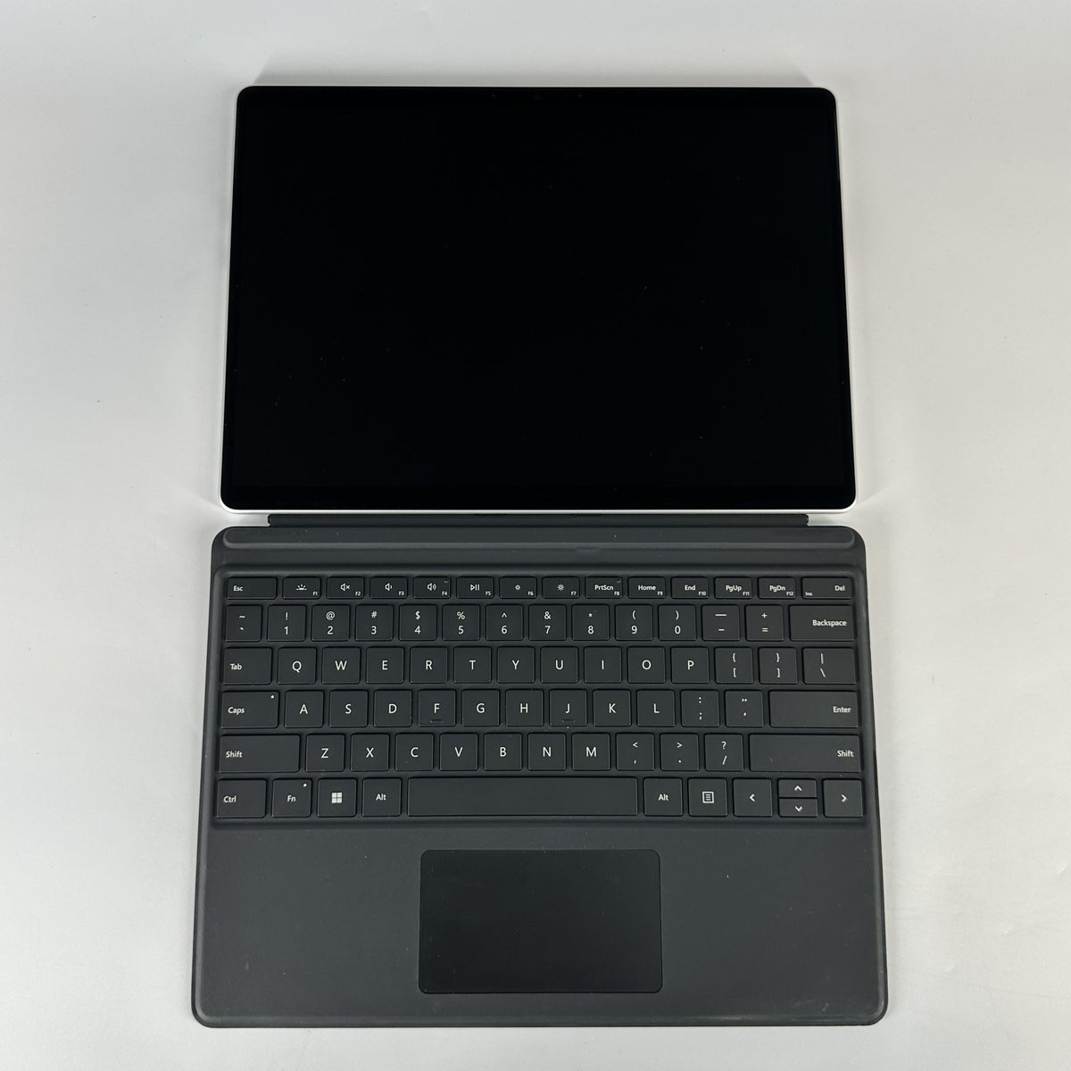 Microsoft Surface Pro 9 13 Platinum WiFi 2.7 GHz Intel Core i7 12th