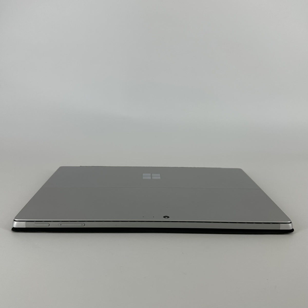 Microsoft Surface Pro 6 12.3 Silver WiFi 1.9 GHz Intel Core i7 8th