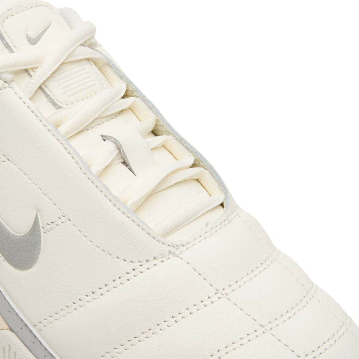 Nike Total 90 Shox Magia (Sail/Metallic Silver-Pale Ivory-Sail)